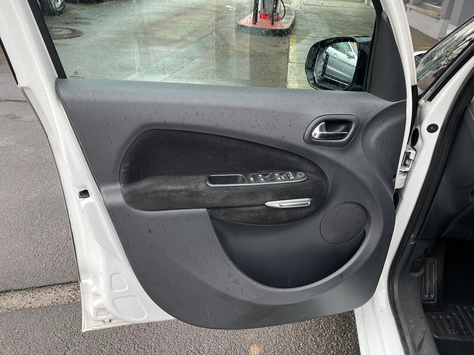 CITROEN C3 Picasso 1.6i 16V Exclusive EGS6, Benzin, Occasion / Gebraucht, Automatik - 7