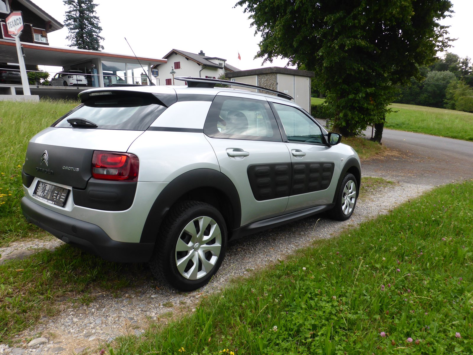 CITROEN C4 Cactus 1.2 VTi Feel, Petrol, Second hand / Used, Manual - 4