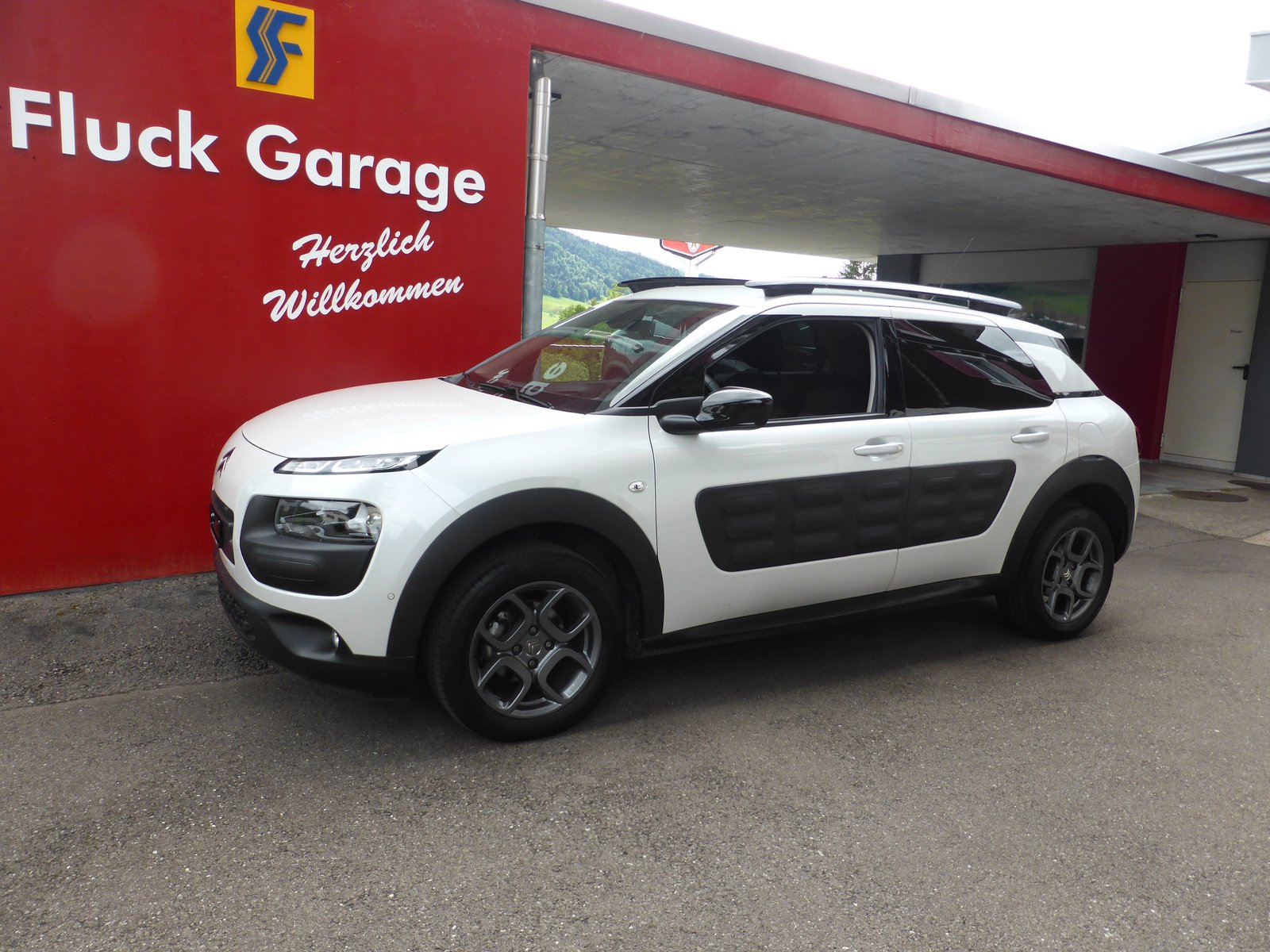 CITROEN C4 Cactus 1.2 e-THP Shine EAT6