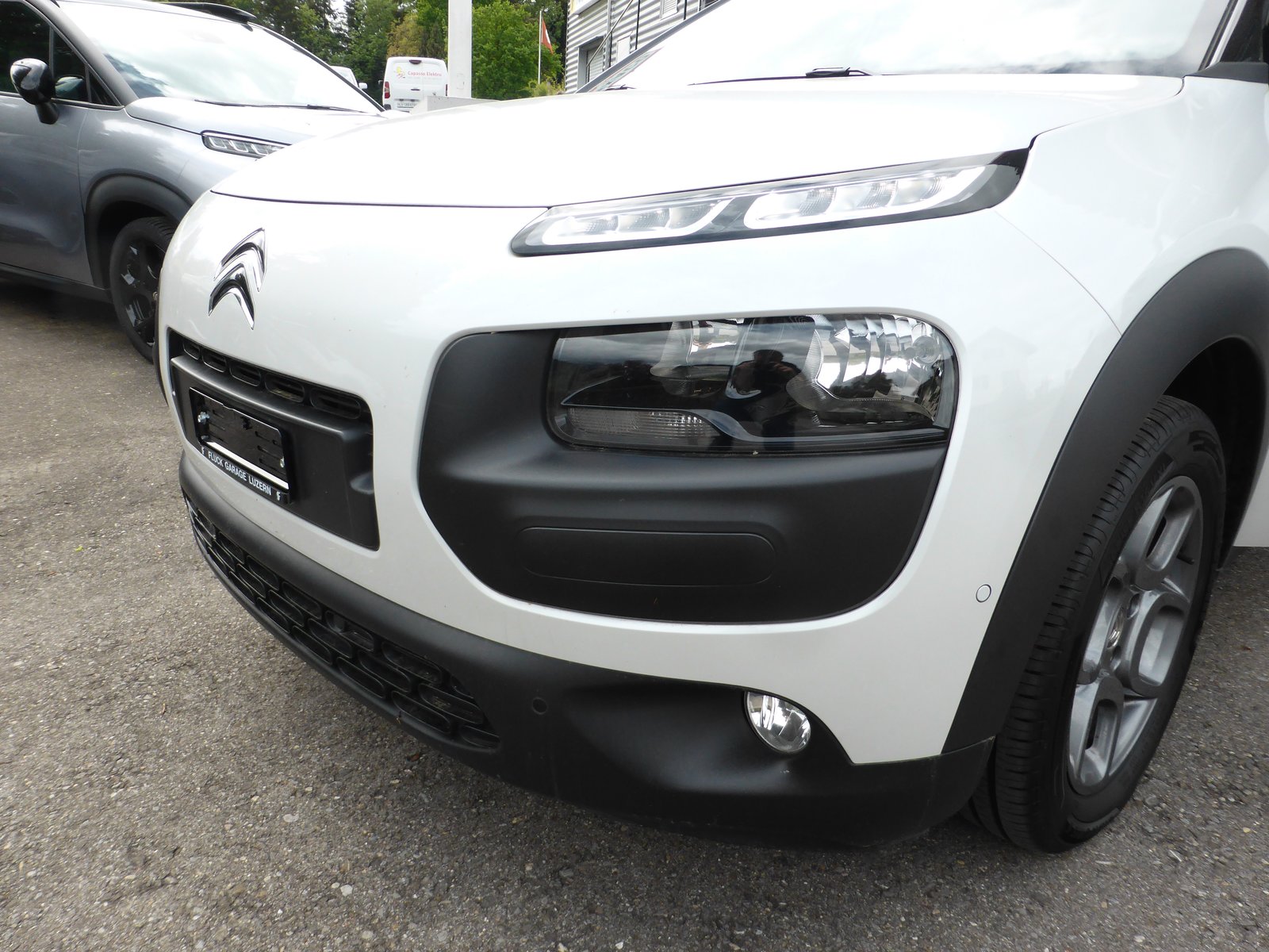 CITROEN C4 Cactus 1.2 e-THP Shine EAT6, Petrol, Second hand / Used, Automatic - 7