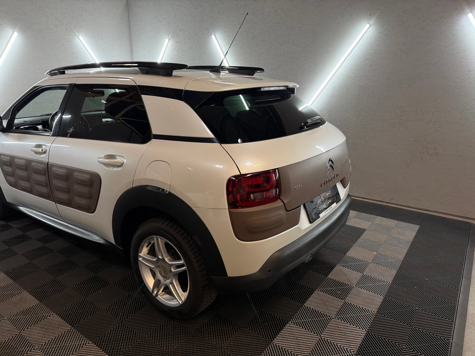 CITROEN C4 Cactus 1.6 e-HDi Shine Edition ETG6, Diesel, Occasioni / Usate, Automatico - 7