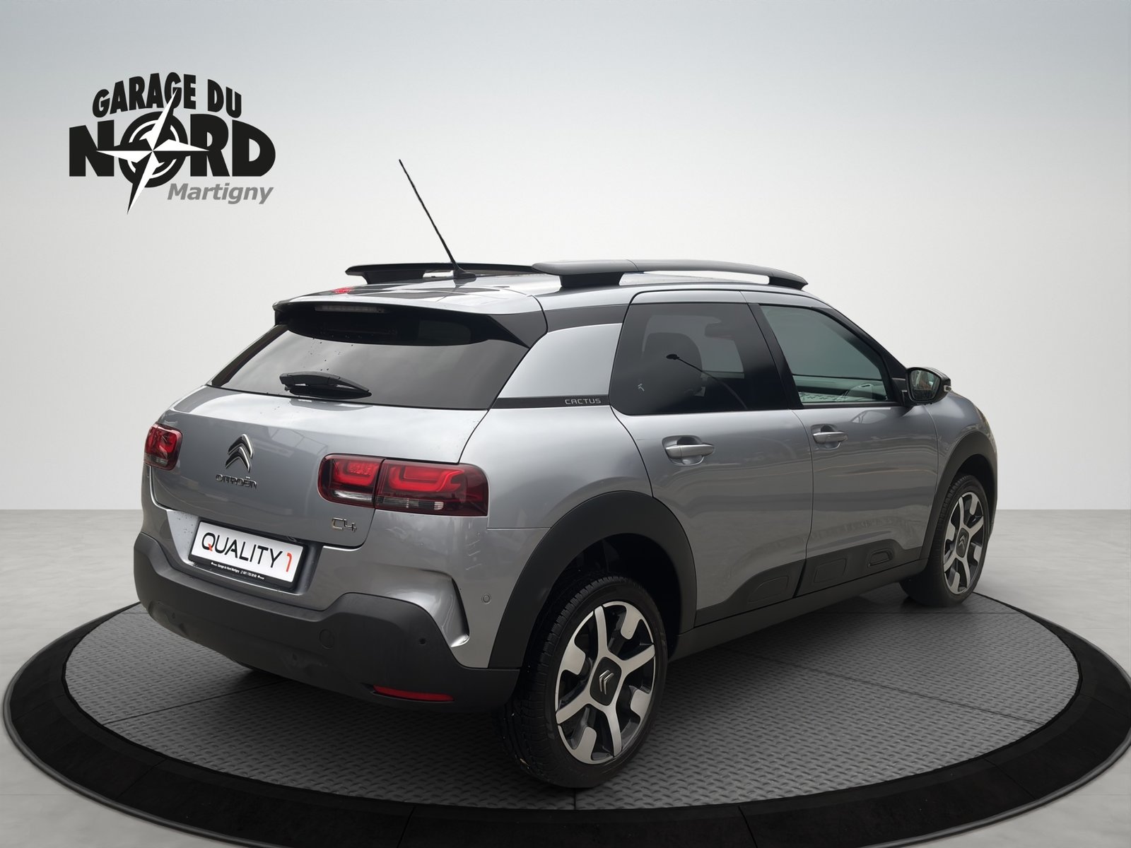 CITROEN C4 Cactus 1.2 Pure Tech Shine EAT6, Petrol, Second hand / Used, Automatic - 6