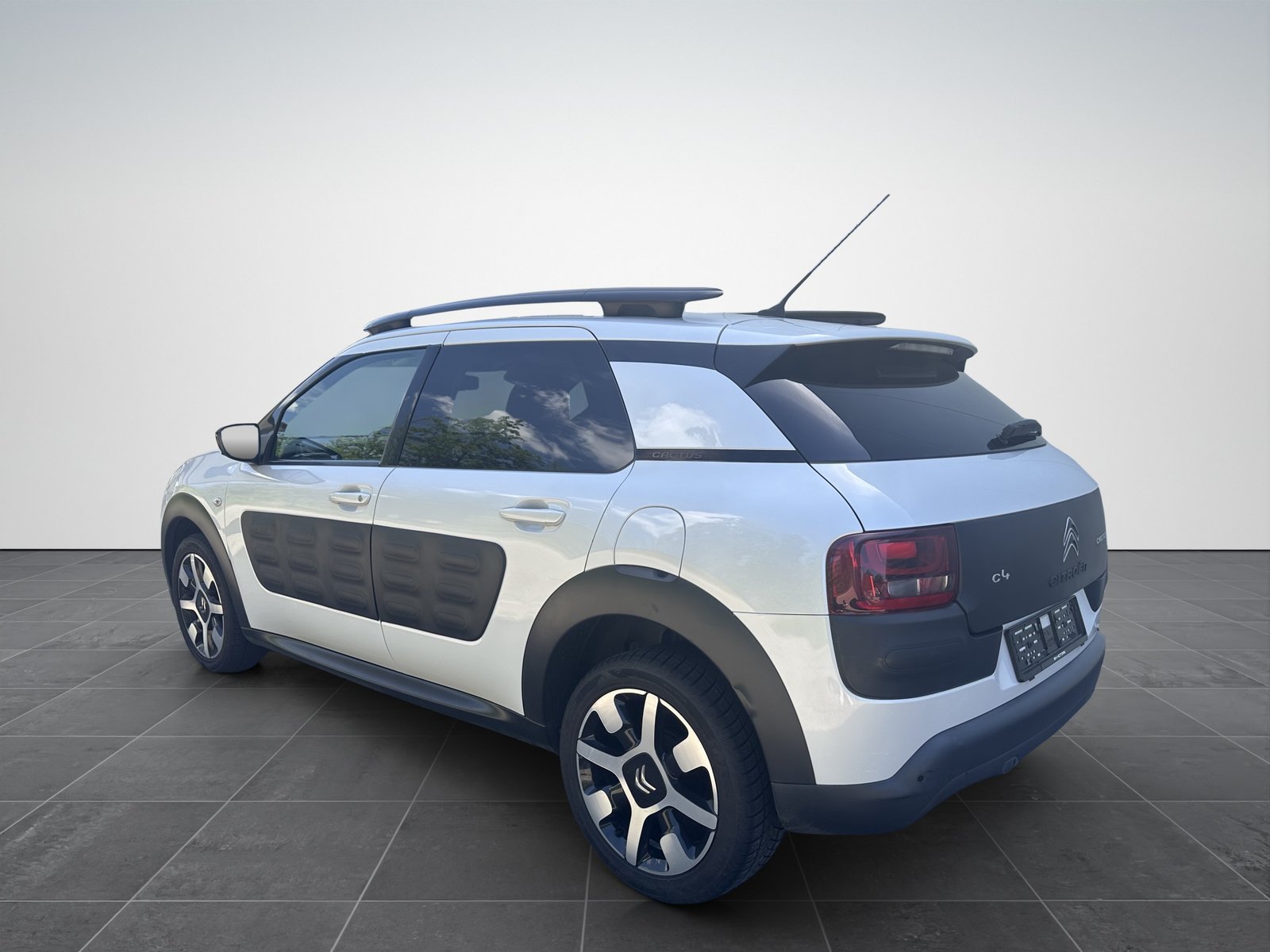 CITROEN C4 Cactus 1.2 e-VTi Shine Edition ETG, Benzina, Occasioni / Usate, Automatico - 3