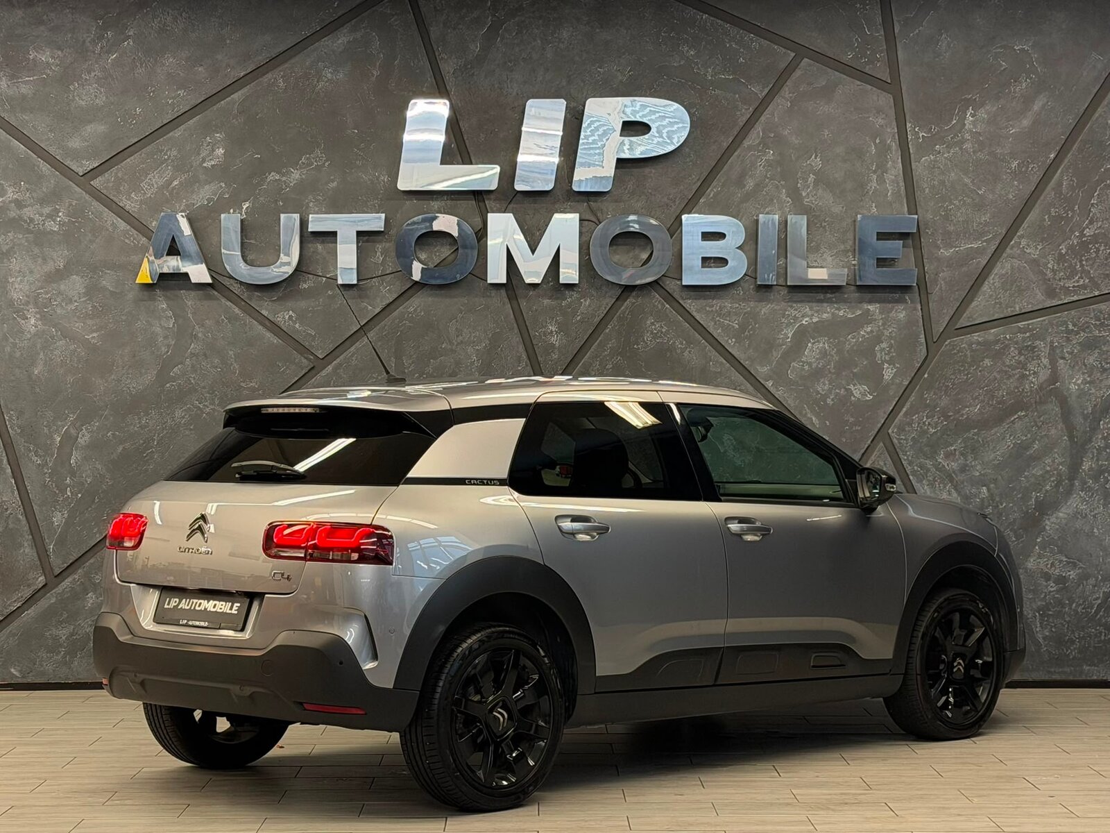 CITROEN C4 Cactus 1.2 Pure Tech Shine EAT6, Essence, Occasion / Utilisé, Automatique - 6