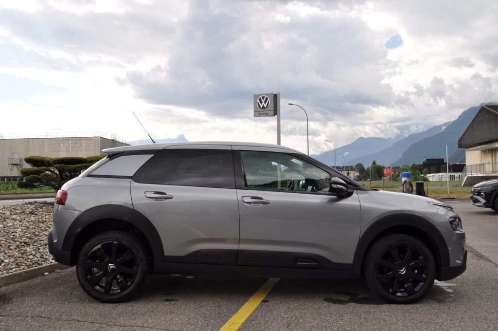 CITROEN C4 CACTUS 1.2 PureTech Shine, Essence, Occasion / Utilisé, Automatique - 5