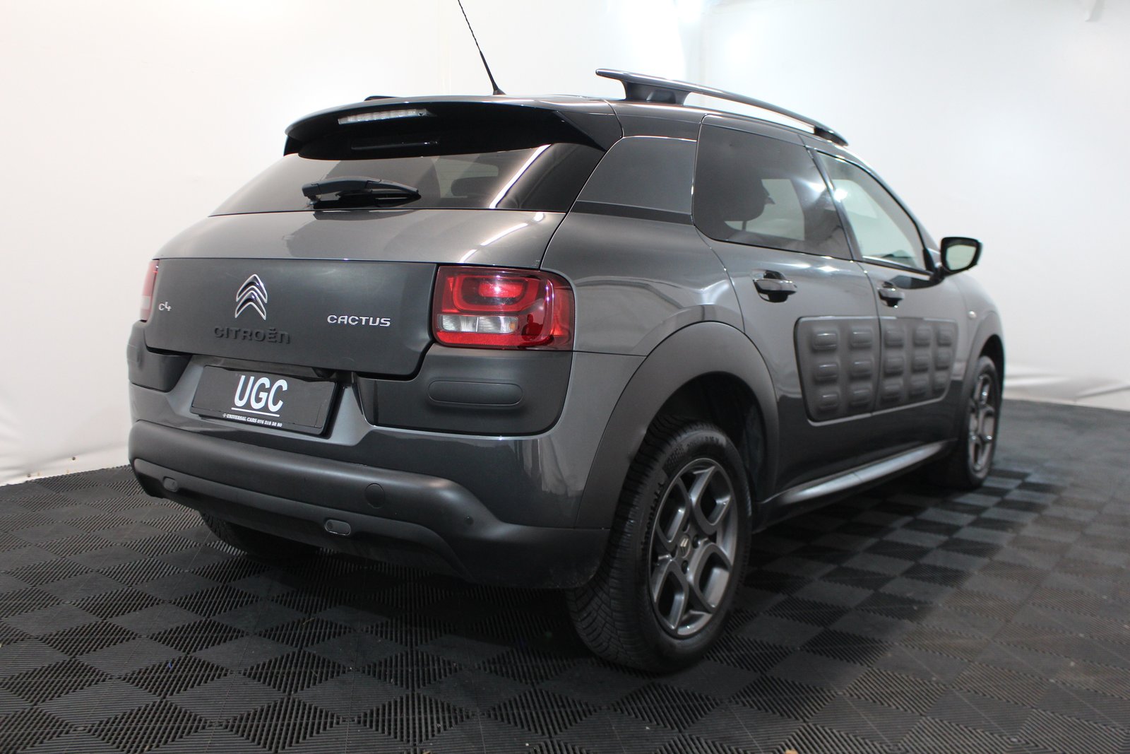 CITROEN C4 Cactus 1.2 PureTech Shine, Essence, Occasion / Utilisé, Manuelle - 6