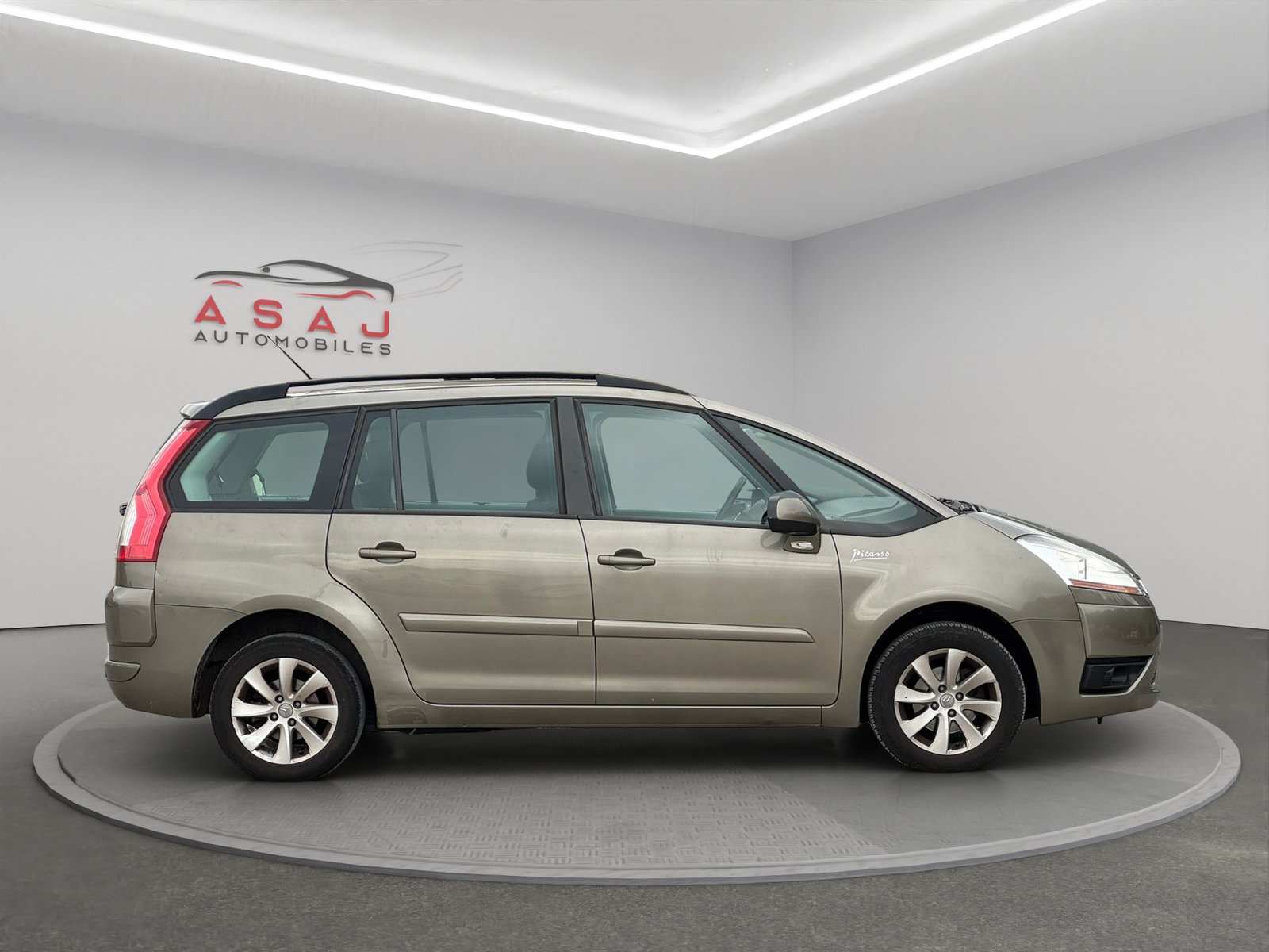 CITROEN Grand C4 Picasso 1.6 HDI 16V Essentiel BMP6, Diesel, Second hand / Used, Automatic - 4