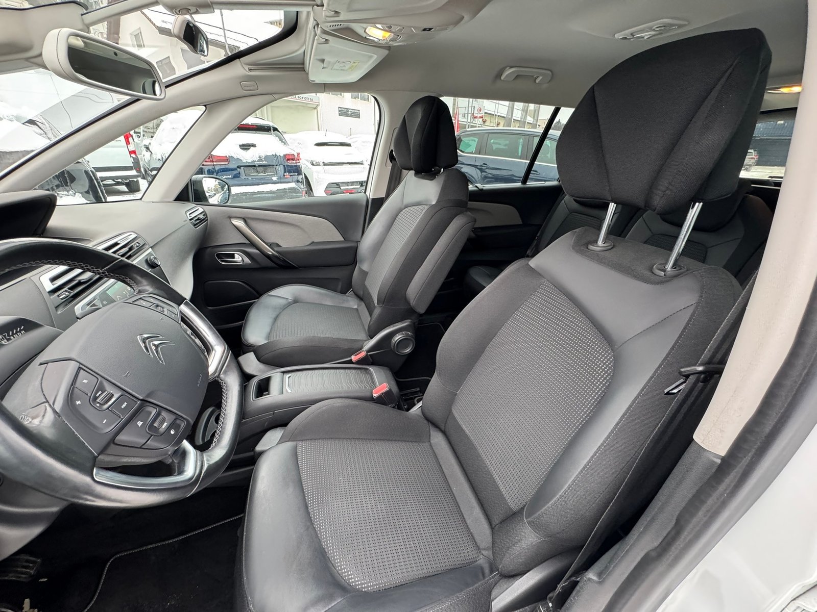 CITROEN Grand C4 Spacetourer 1.2 Pure Tech Shine EAT8, Essence, Occasion / Utilisé, Automatique - 6