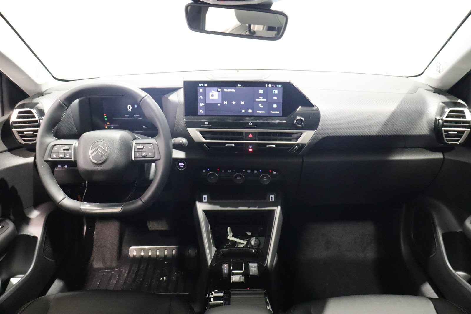 CITROEN C4 1.2 Hybrid Max, Mild-Hybrid Petrol/Electric, New car, Automatic - 6