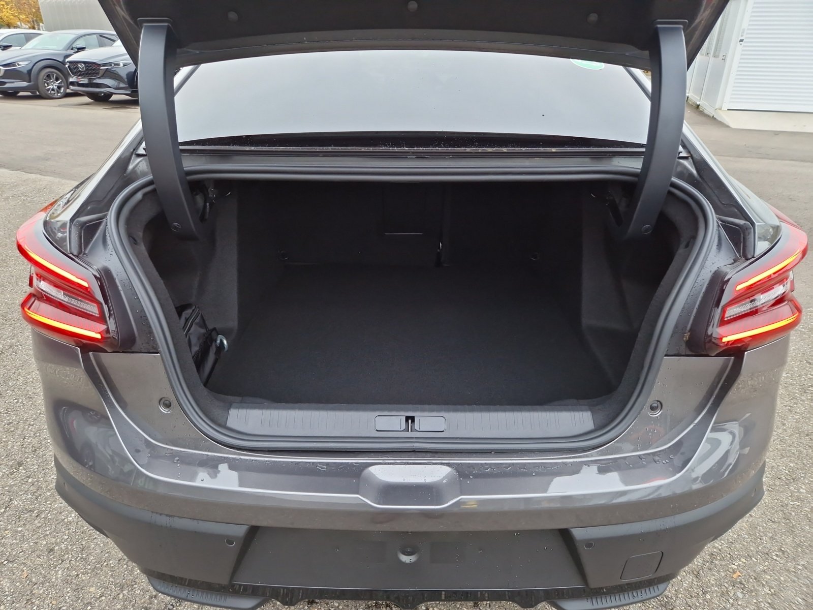 CITROEN e-C4 X Shine ELECTRIC, Électrique, Occasion / Utilisé, Automatique - 6