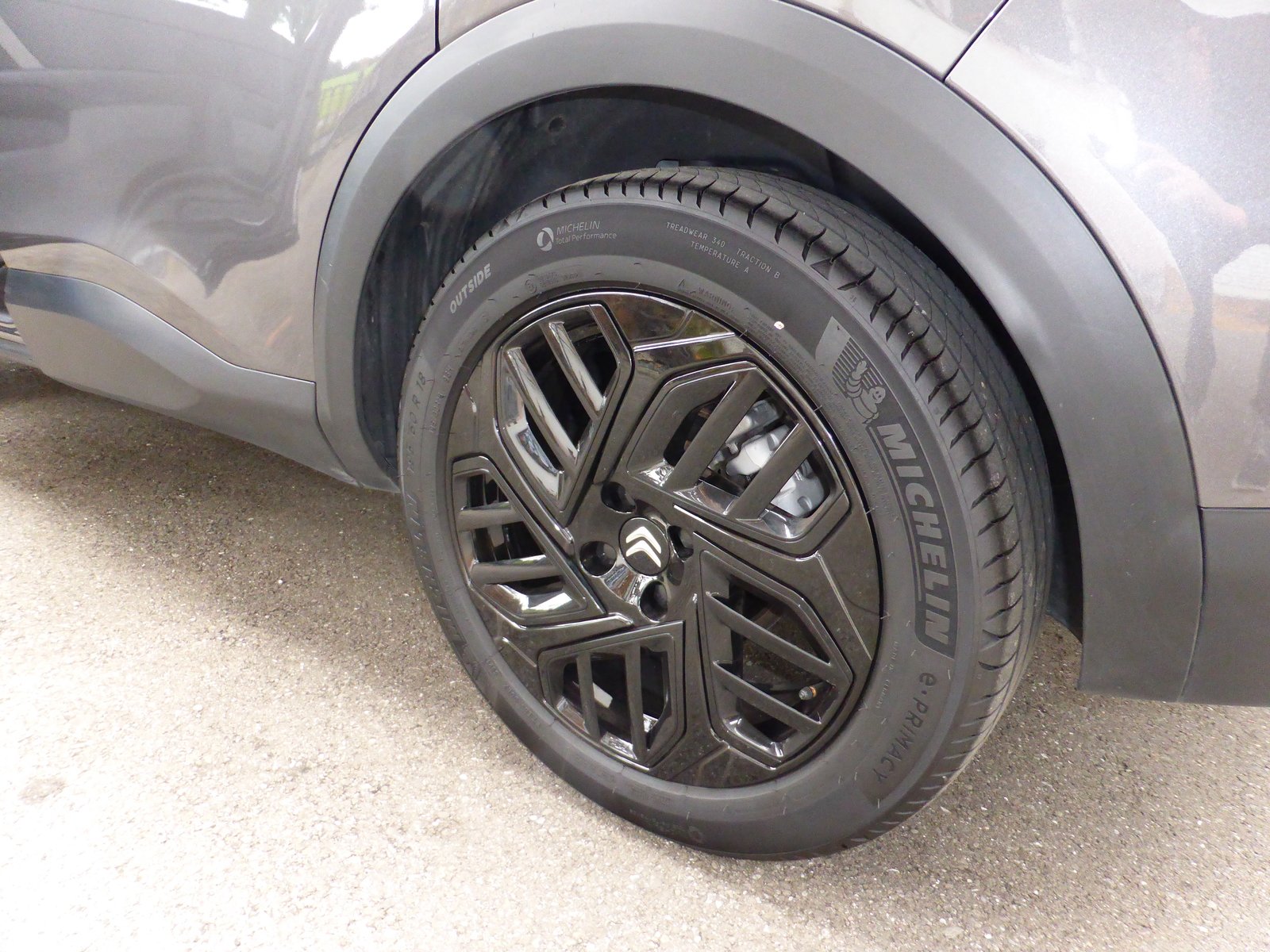 CITROEN C4 1.2 Pure Tech Swiss Edition EAT8, Benzin, Occasion / Gebraucht, Automat - 7