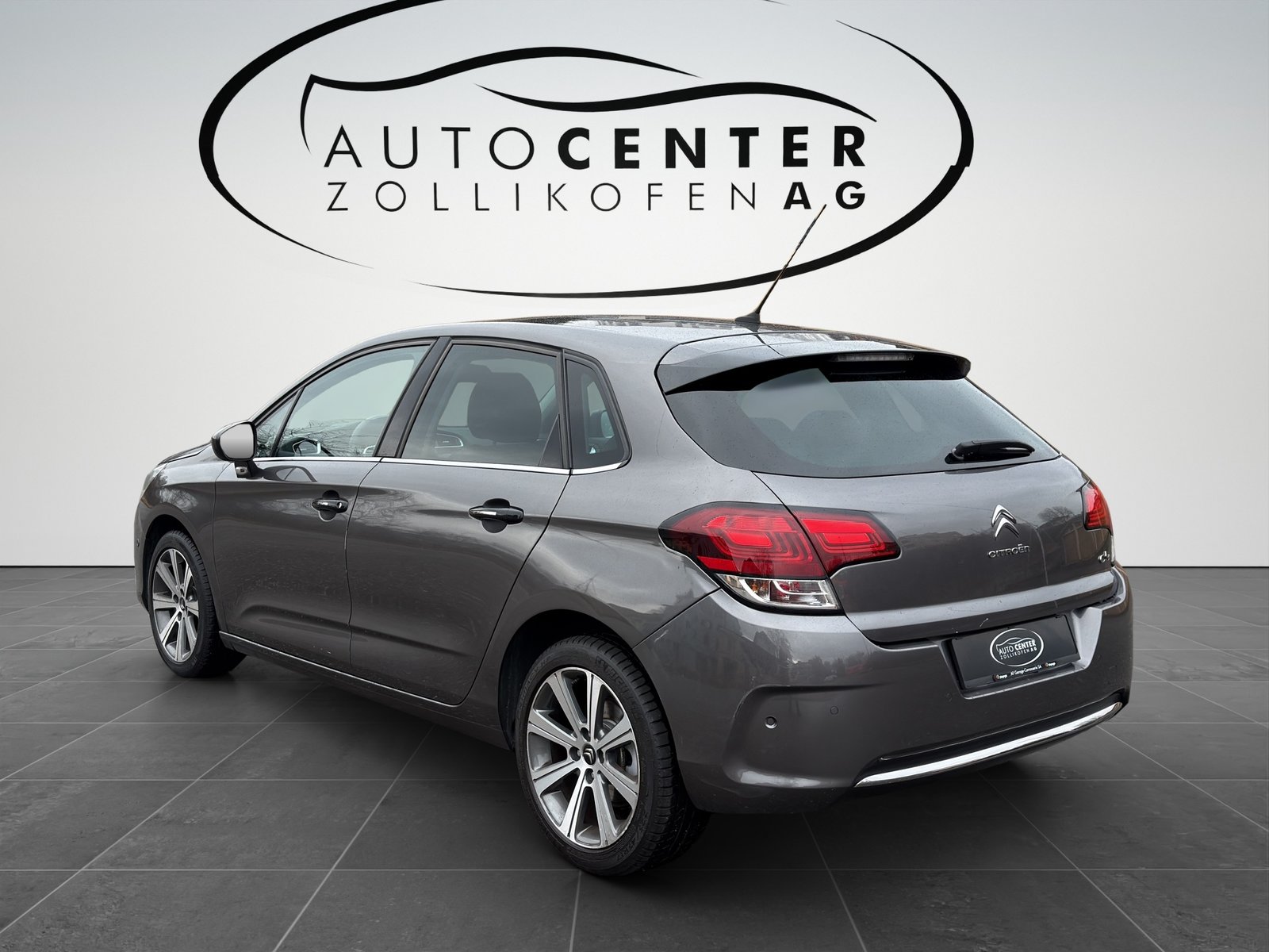 CITROEN C4 Berline 1.2 THP Exclusive, Essence, Occasion / Utilisé, Manuelle - 6