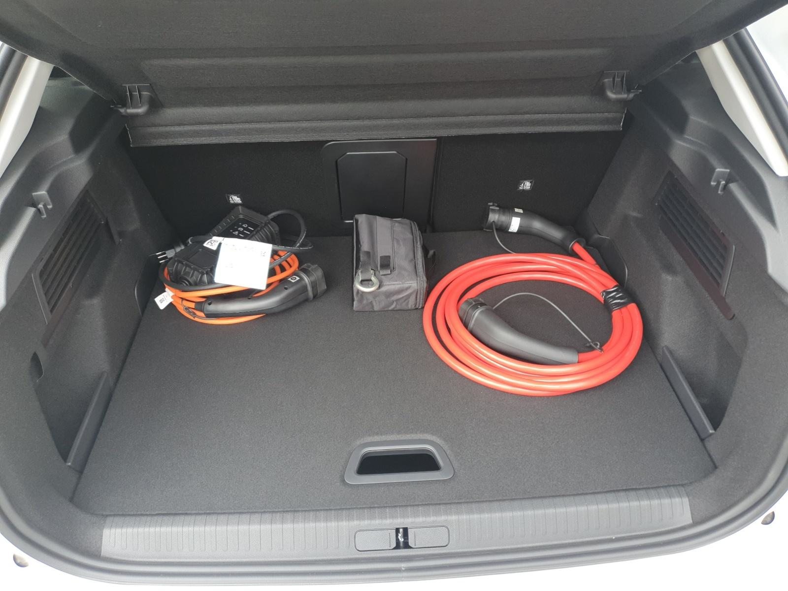 CITROEN e-C4 Shine Pack, Elektro, Occasion / Gebraucht, Automatik - 4