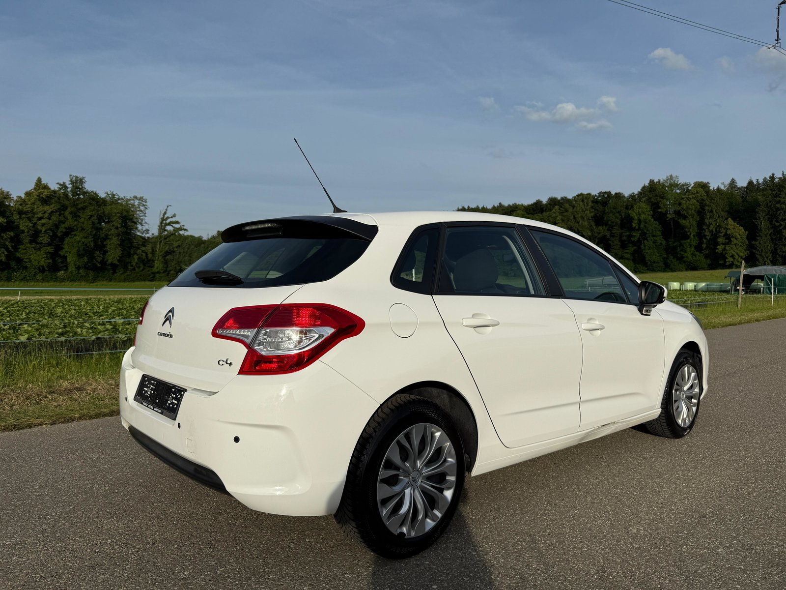 CITROEN C4 1.2 Pure Tech Live Edition, Benzin, Occasion / Gebraucht, Handschaltung - 5