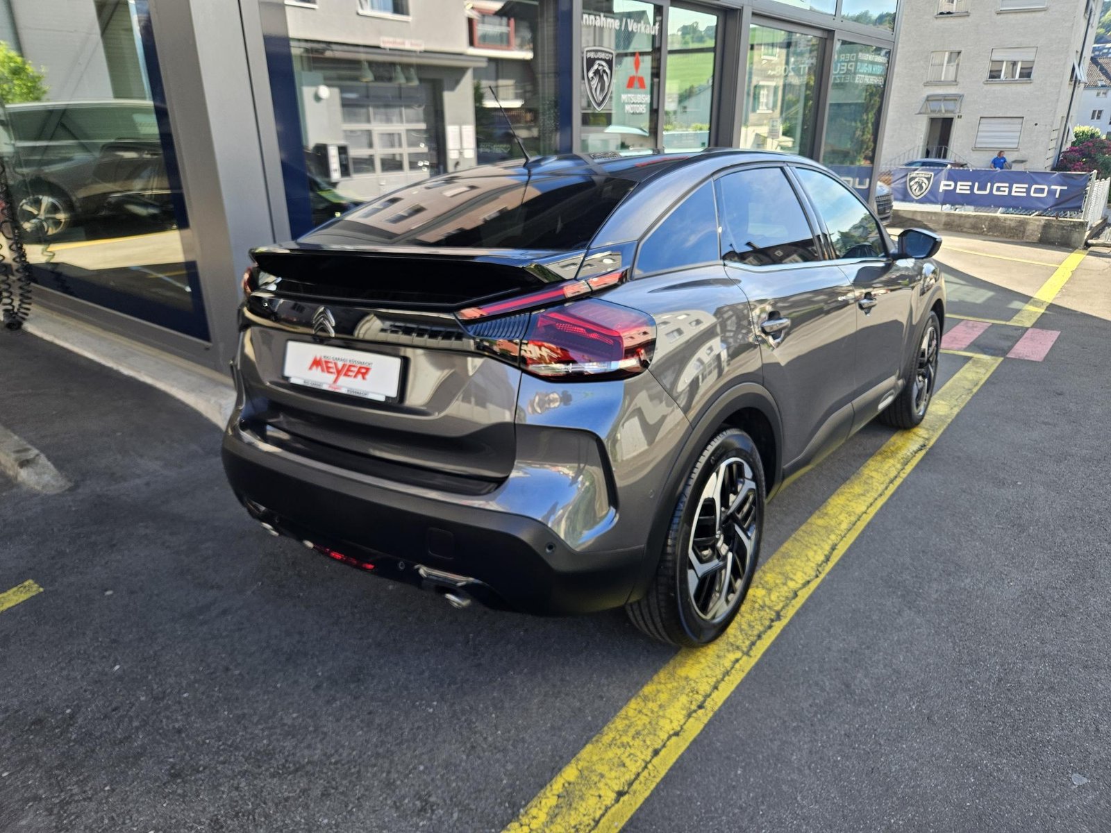 CITROEN C4 1.2 PureTech Shine, Essence, Occasion / Utilisé, Automatique - 4