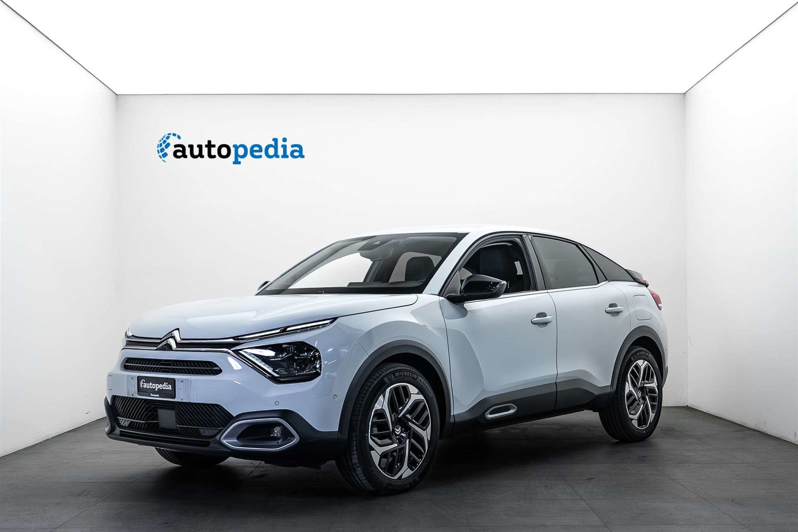 CITROEN C4 1.2 PureTech 130 Shine EAT8-Automat