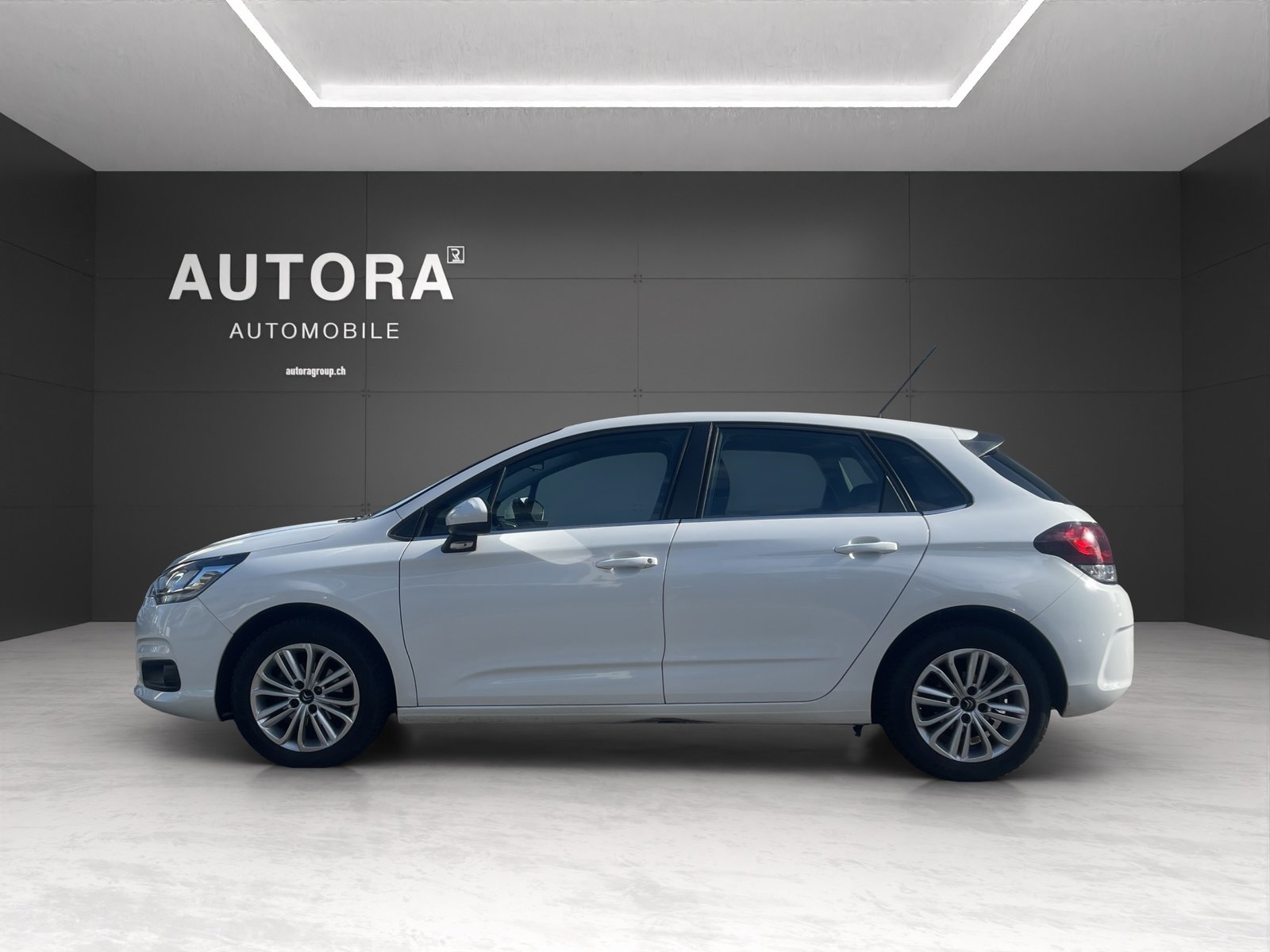 CITROEN C4 1.2 Pure Tech Live, Essence, Occasion / Utilisé, Manuelle - 3