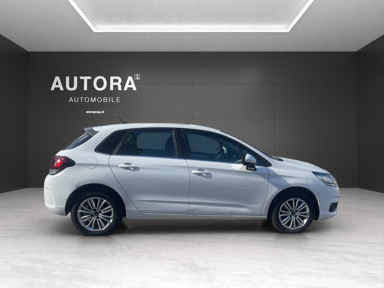 CITROEN C4 1.2 Pure Tech Live, Essence, Occasion / Utilisé, Manuelle - 7