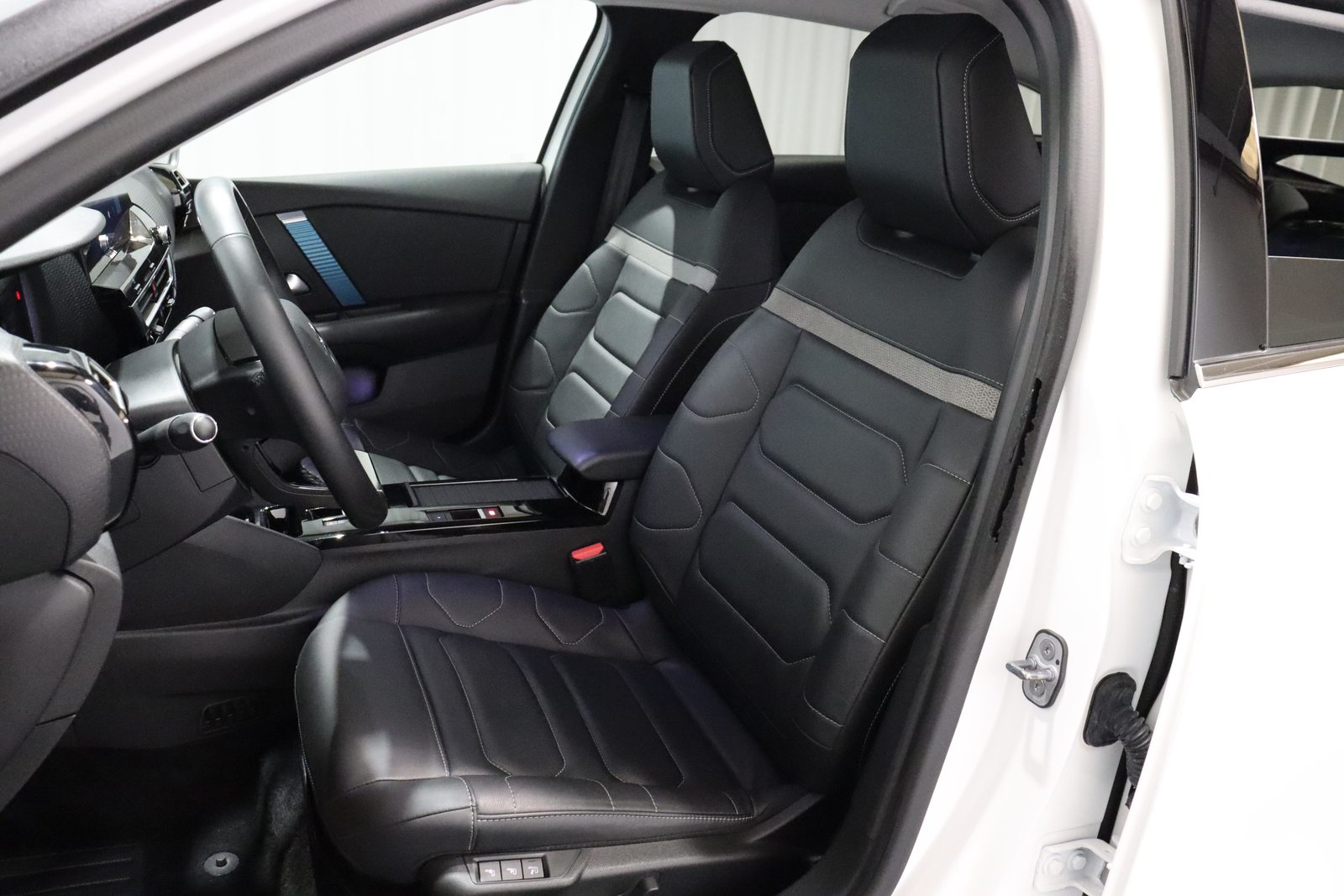 CITROEN e-C4 Shine Pack, Electric, Second hand / Used, Automatic - 5