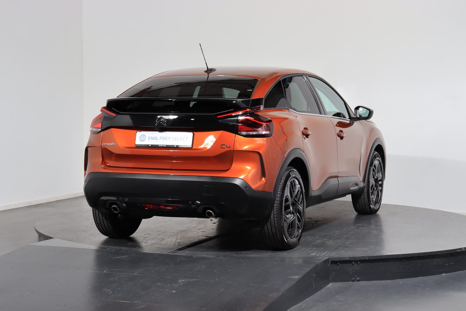 CITROEN C4 1.2 PureTech Shine Pack, Essence, Occasion / Utilisé, Automatique - 4