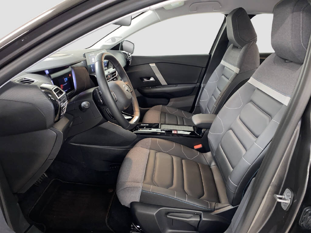 CITROEN C4 1.2 Hybrid Max, Mild-Hybrid Petrol/Electric, Second hand / Used, Automatic - 6
