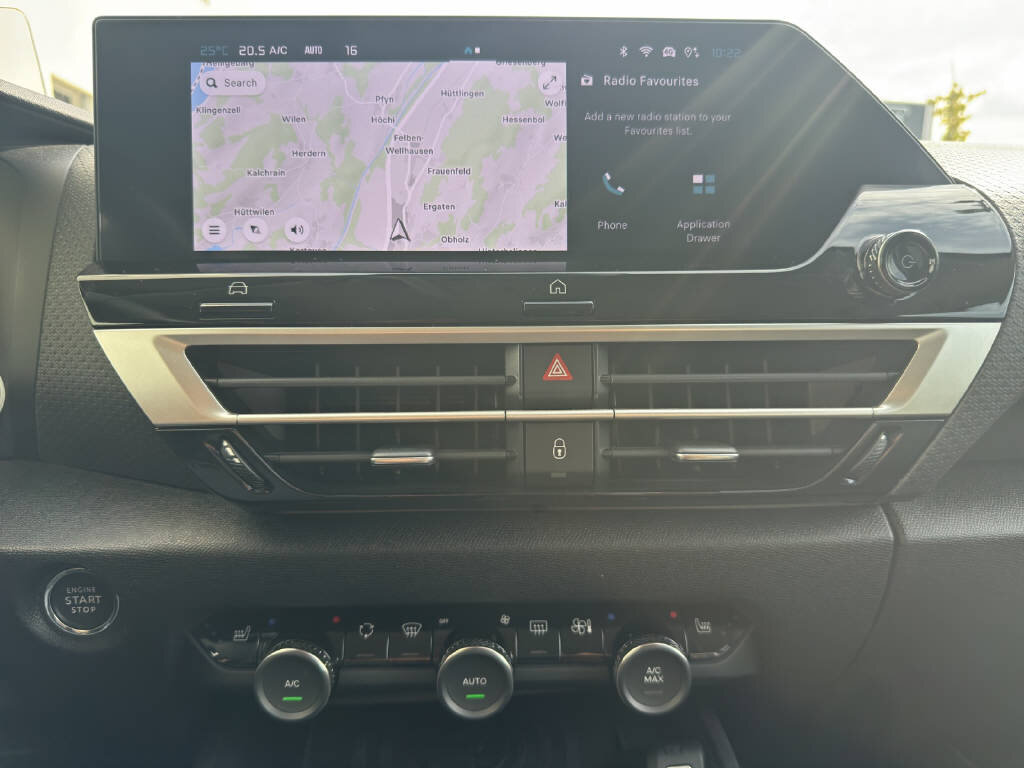 CITROEN C4 1.2 Hybrid Max, Mild-Hybrid Benzin/Elektro, Occasion / Gebraucht, Automatik - 7