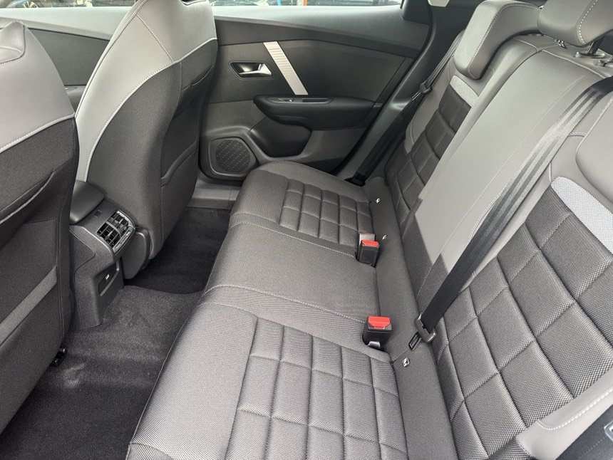 CITROEN C4 1.2 Hybrid You+, Hybride Intégral Essence/Électricité, Voiture de démonstration, Automatique - 4