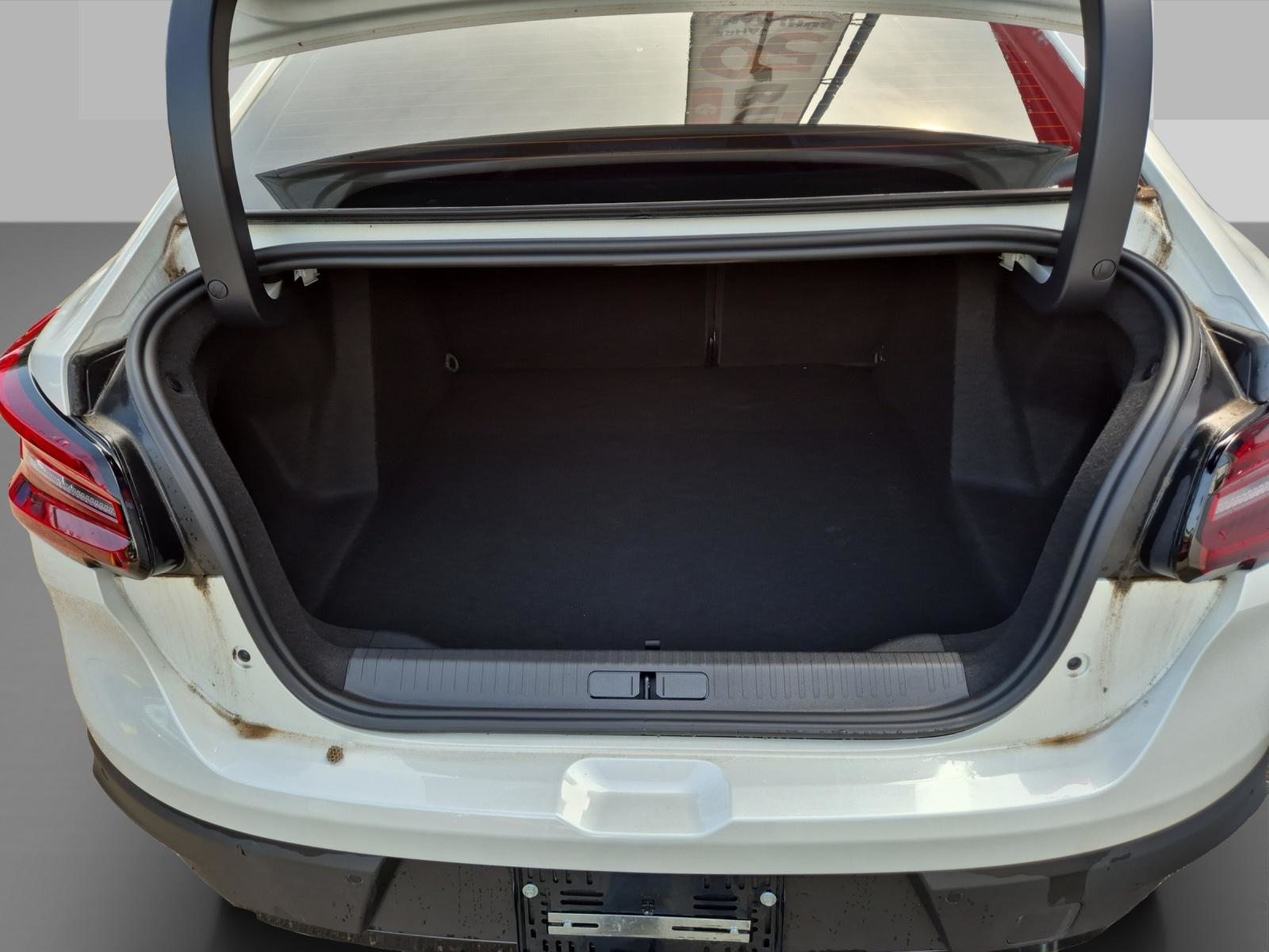 CITROEN C4 X 1.2 PureTech 130 Swiss Edition, Petrol, Ex-demonstrator, Automatic - 6