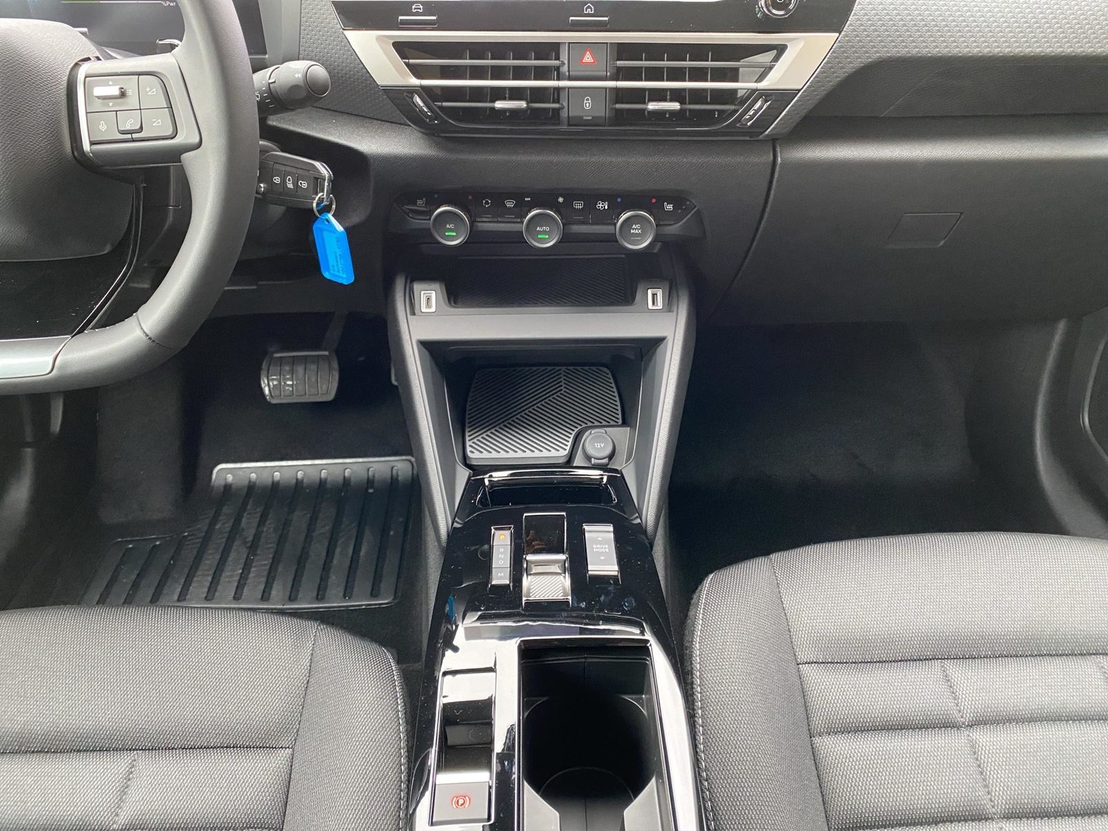 CITROEN C4 1.2 Hybrid You+, Hybride Léger Essence/Électricité, Voiture de démonstration, Automatique - 6