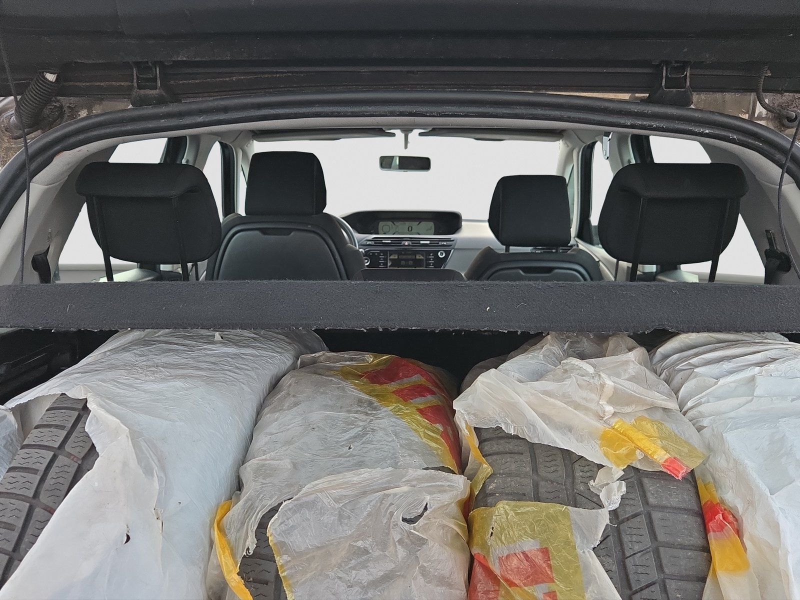 CITROEN C4 Picasso 1.6i 16V THP Intensive, Petrol, Second hand / Used, Manual - 7