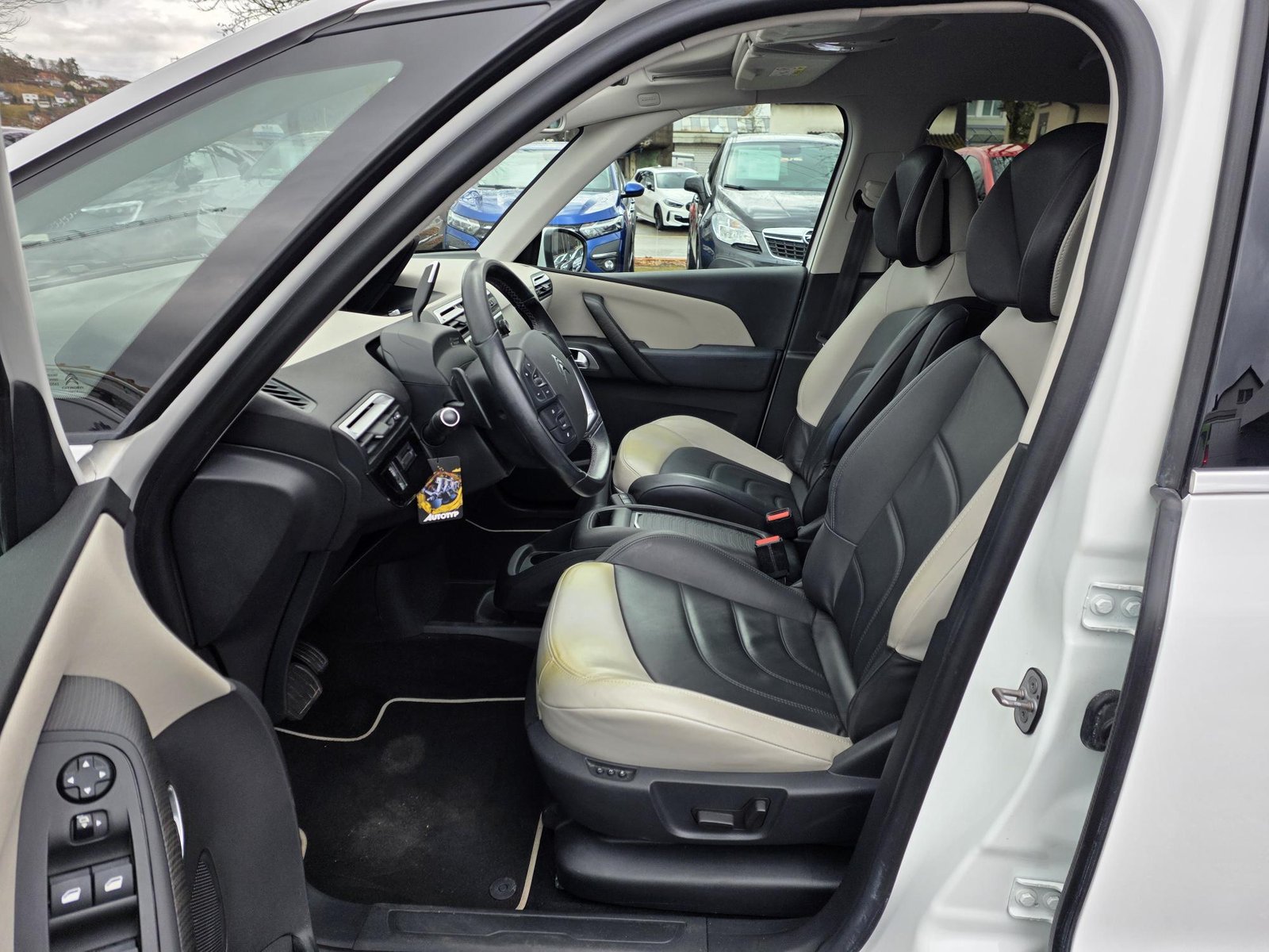 CITROEN C4 Spacetourer 1.5 BlueHDi Feel Edition, Diesel, Occasion / Utilisé, Automatique - 6