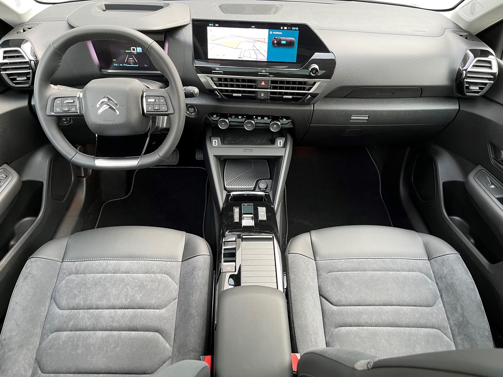 CITROEN C4 X 100 kW Shine Pack, Elektro, Vorführwagen, Automat - 5