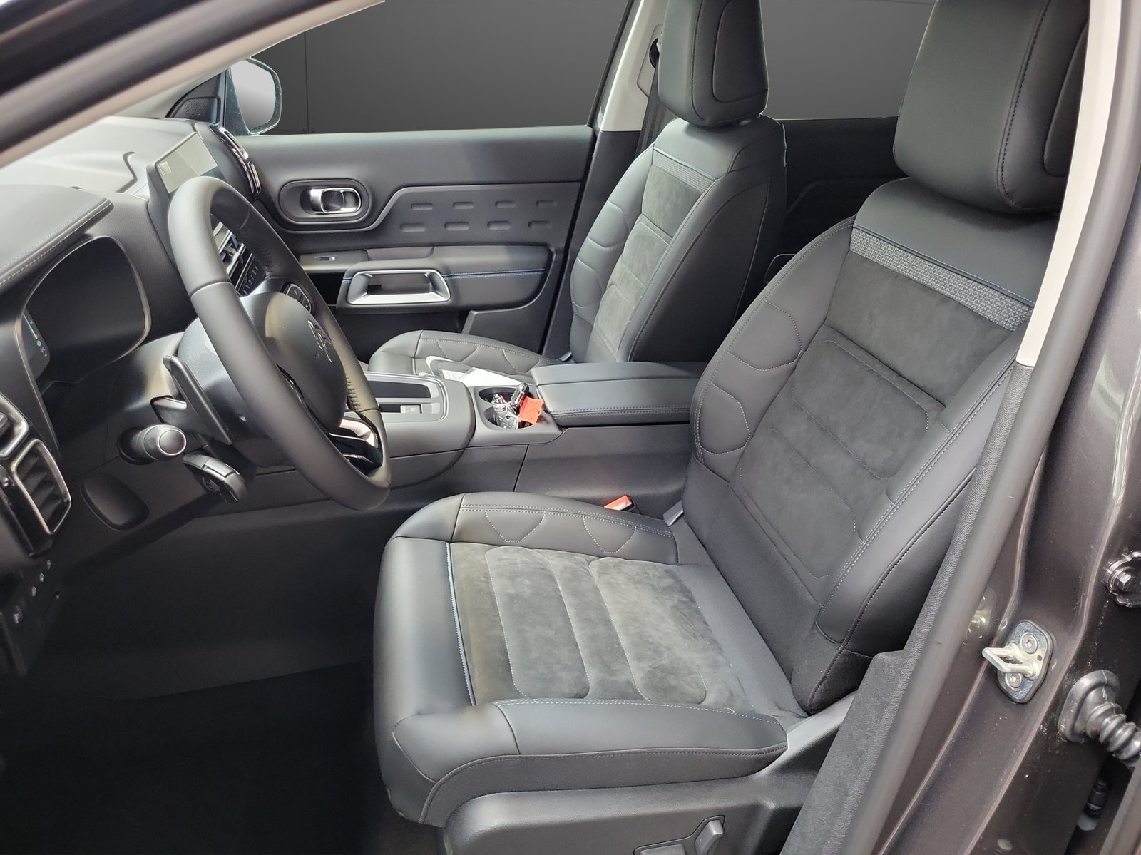 CITROEN C5 Aircross 1.6 PHEV Max, Hybride Rechargeable Essence/Électricité, Voiture nouvelle, Automatique - 5