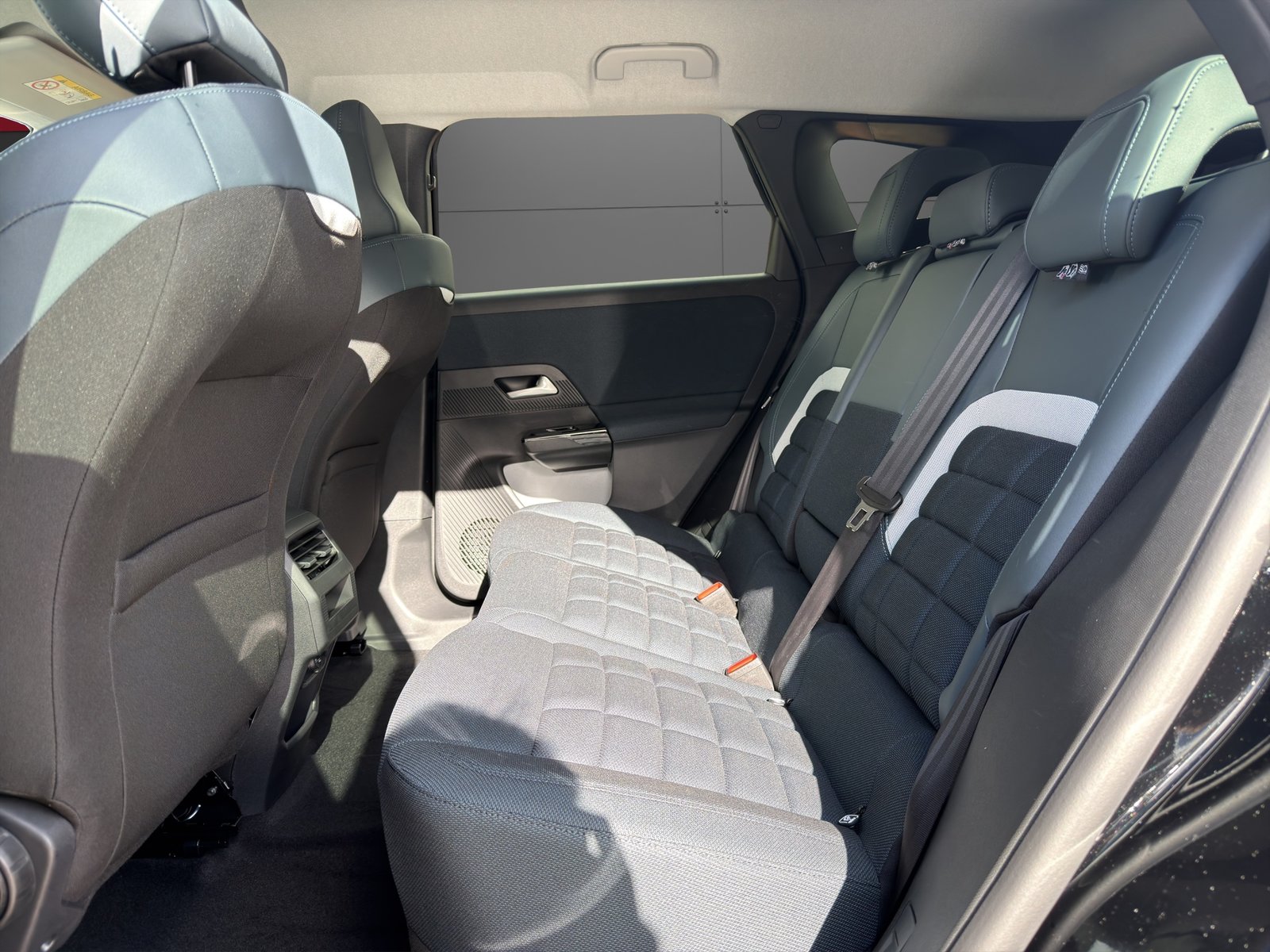 CITROEN C5 Aircross 73 kWh Plus, Elektro, Neuwagen, Automatik - 7