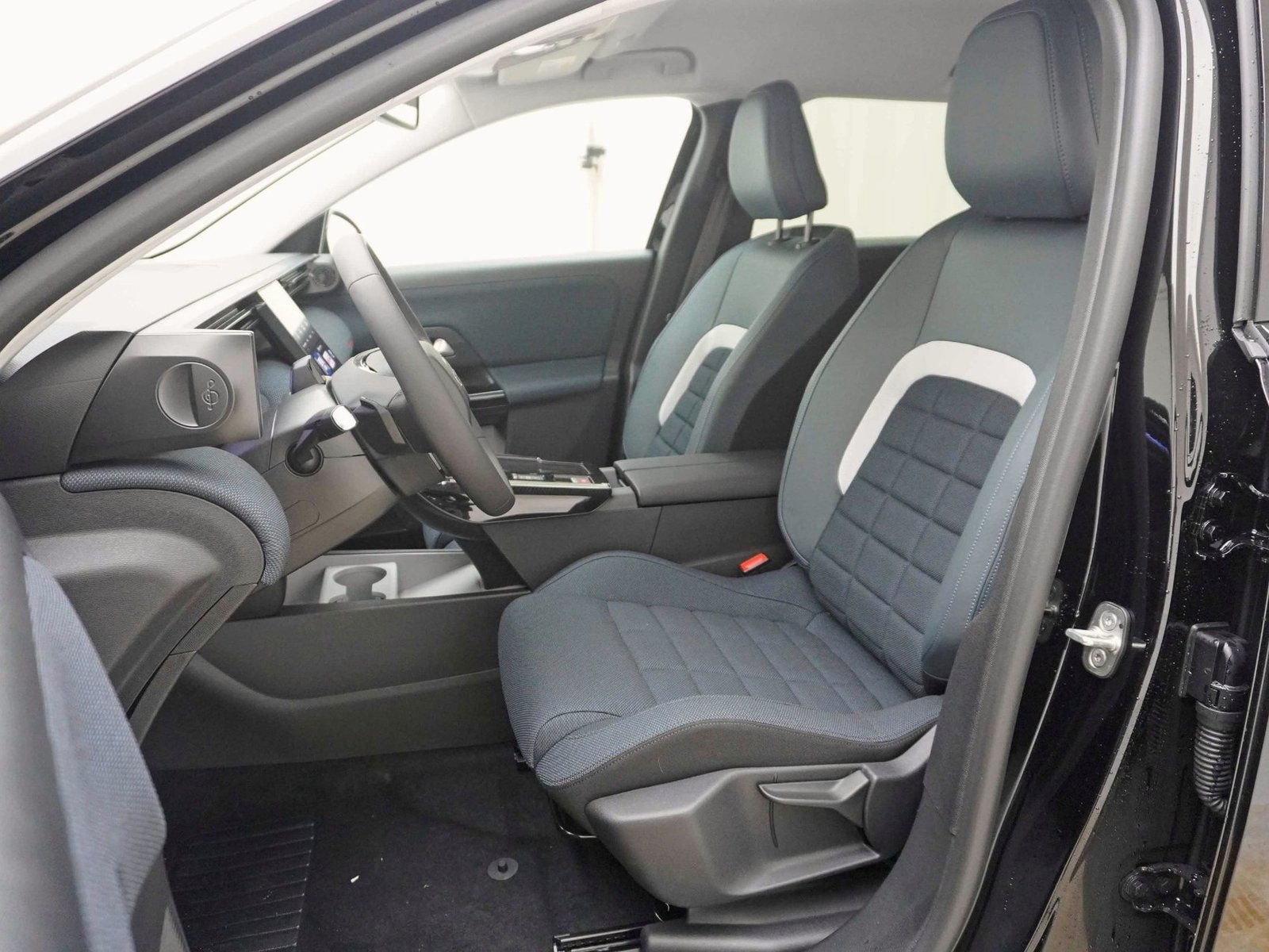 CITROEN C5 Aircross e-Plus, Elettrica, Auto nuove, Automatico - 7