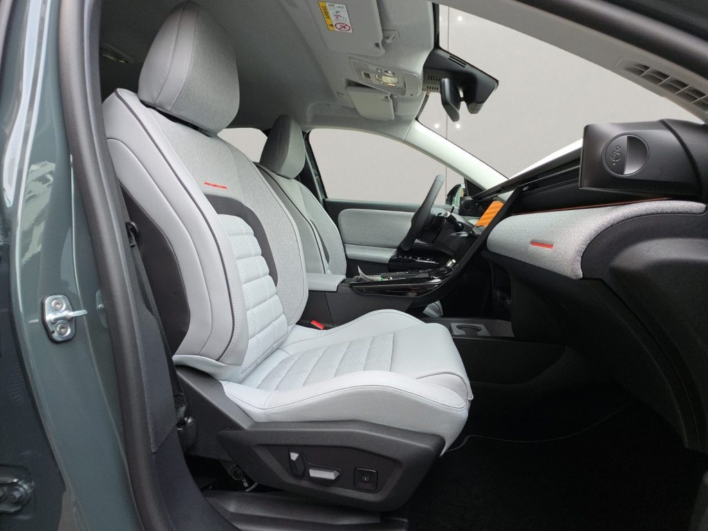 CITROEN C5 AIRCROSS 1.2 Hybrid Max, Mild-Hybrid Benzin/Elektro, Neuwagen, Automatik - 5
