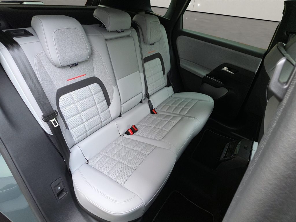 CITROEN C5 AIRCROSS 1.2 Hybrid Max, Mild-Hybrid Benzin/Elektro, Neuwagen, Automatik - 6
