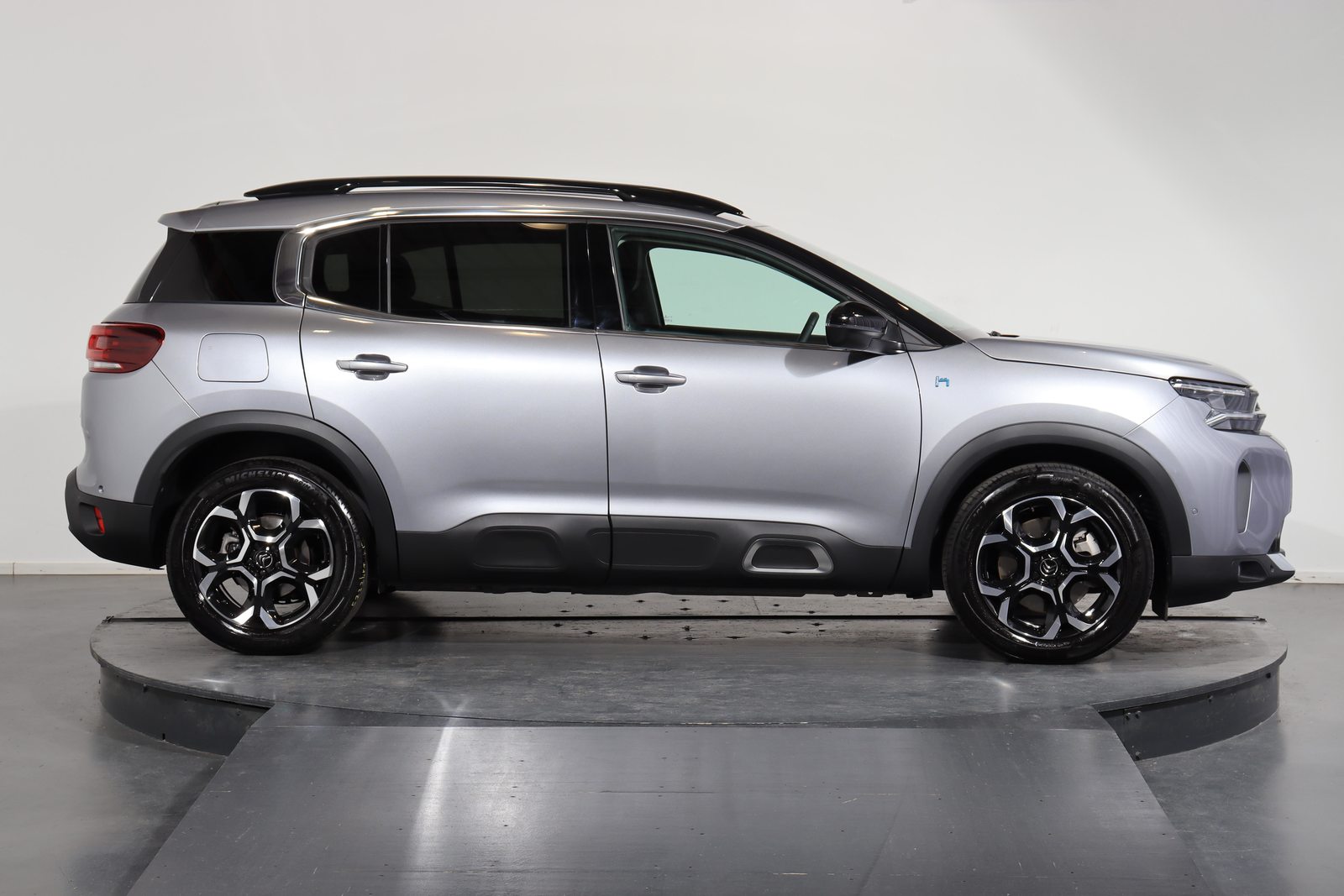 CITROEN C5 Aircross 1.6 Plug-in Hybrid Shine, Plug-in-Hybrid Petrol/Electric, Second hand / Used, Automatic - 2