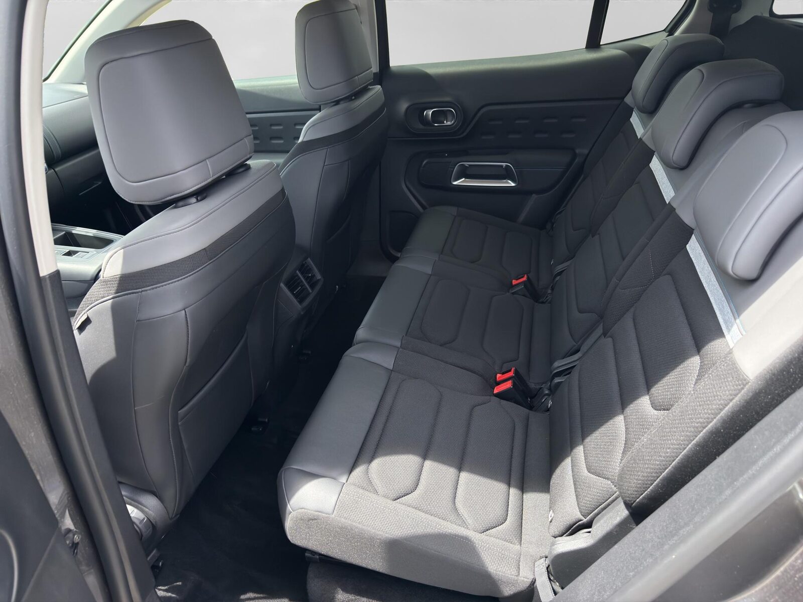 CITROEN C5 Aircross 1.2 Hybrid Swiss Edition, Mild-Hybrid Petrol/Electric, Second hand / Used, Automatic - 7