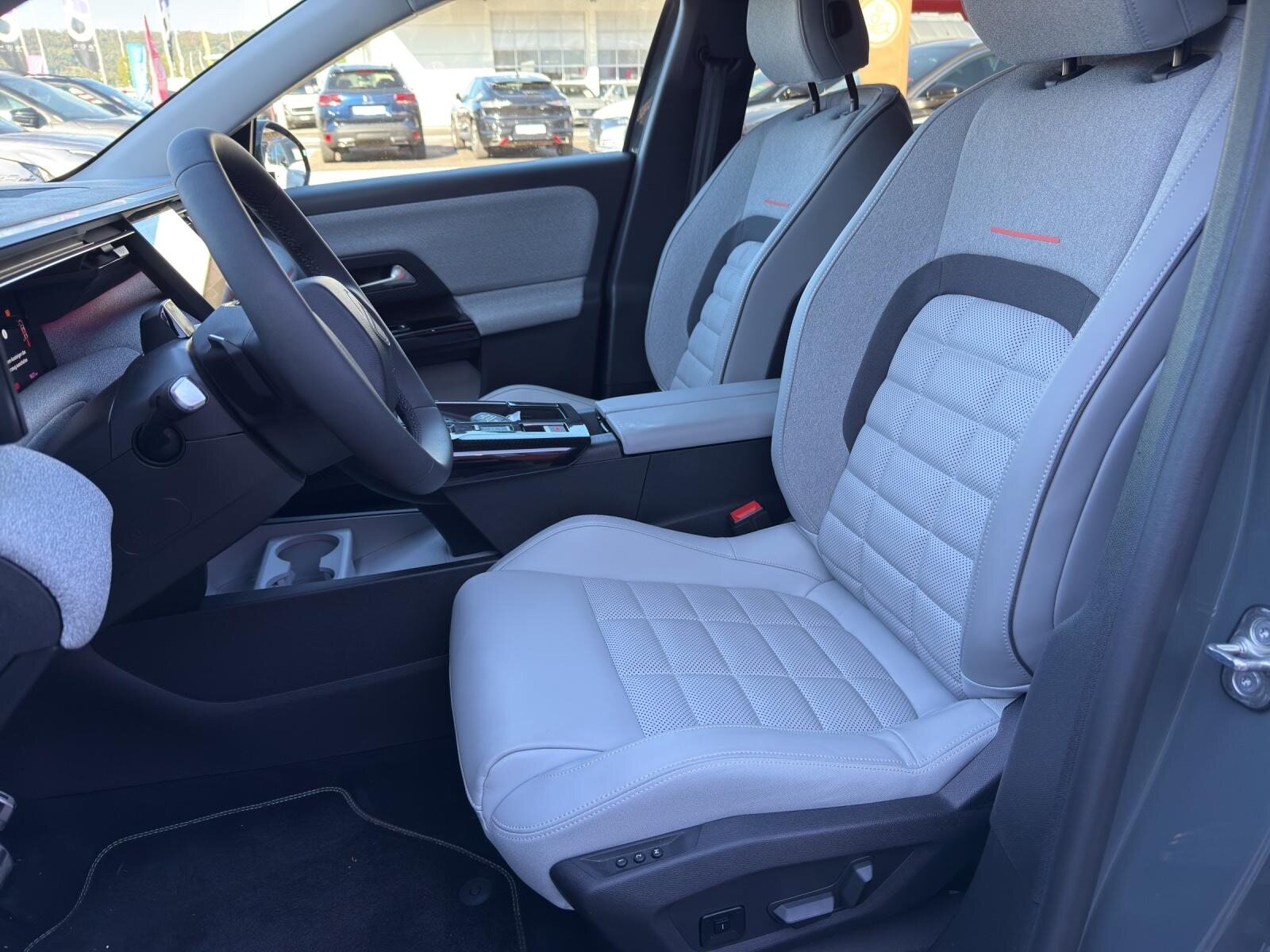 CITROEN Citroën e-C5 Aircross Max, Electric, Second hand / Used, Automatic - 5