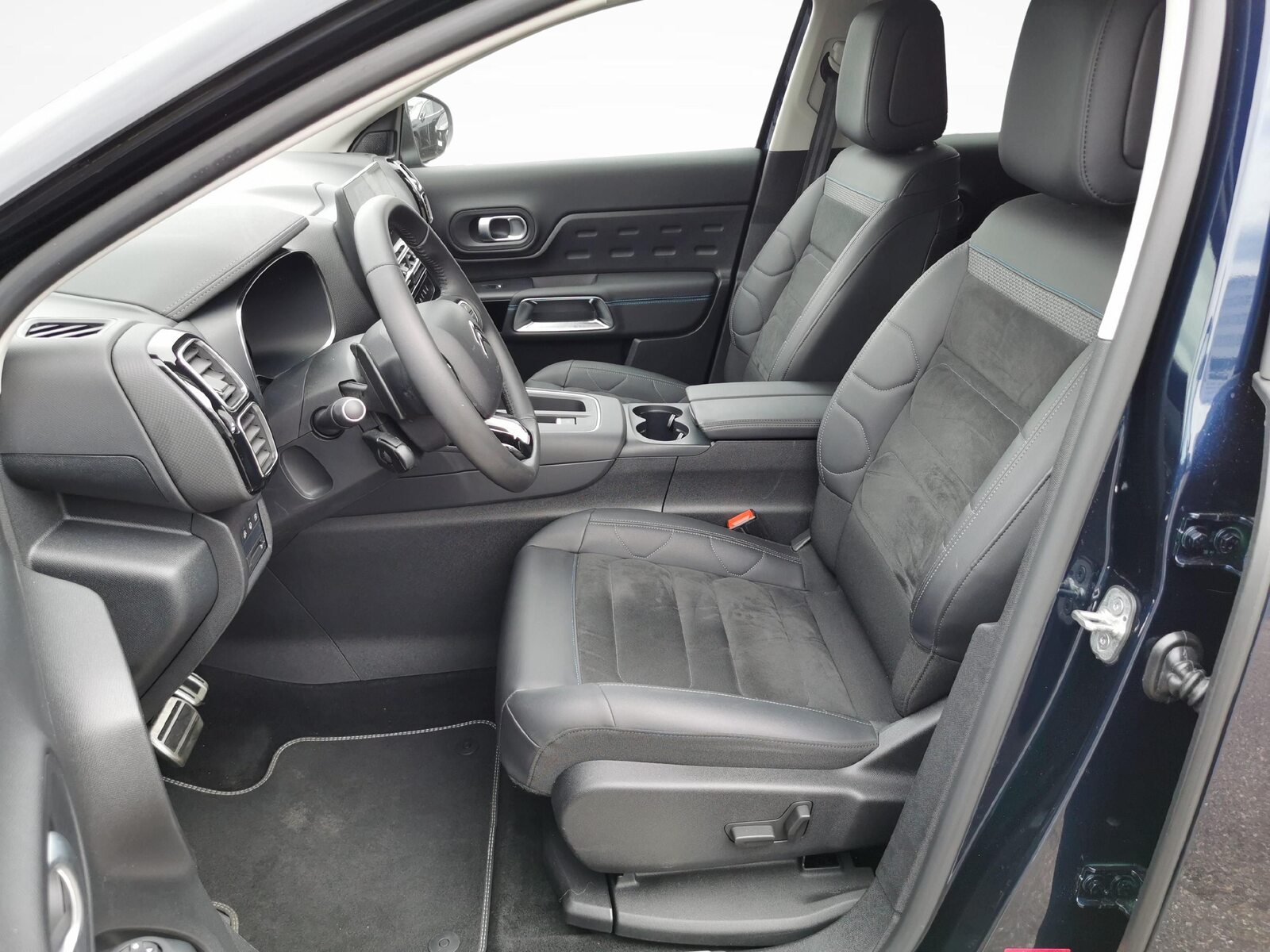 CITROEN C5 Aircross 1.6 Plug-in Hybrid Shine Pack, Plug-in-Hybrid Benzin/Elektro, Occasion / Gebraucht, Automatik - 5