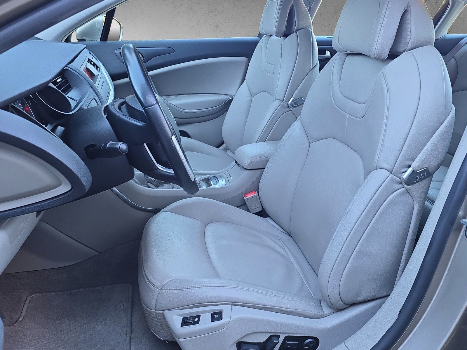 CITROEN C5 Berline 2.0 HDi Exclusive Automatic, Diesel, Occasion / Utilisé, Automatique - 6