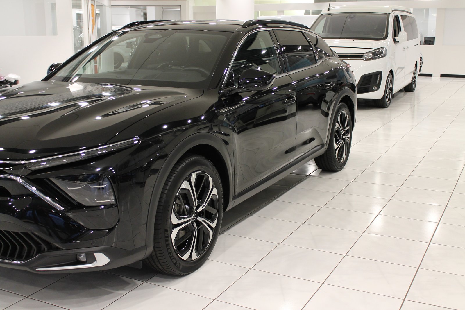 CITROEN C5 X 1.6i PHEV Shine Pack e-EAT8, Hybride Rechargeable Essence/Électricité, Occasion / Utilisé, Automatique - 3
