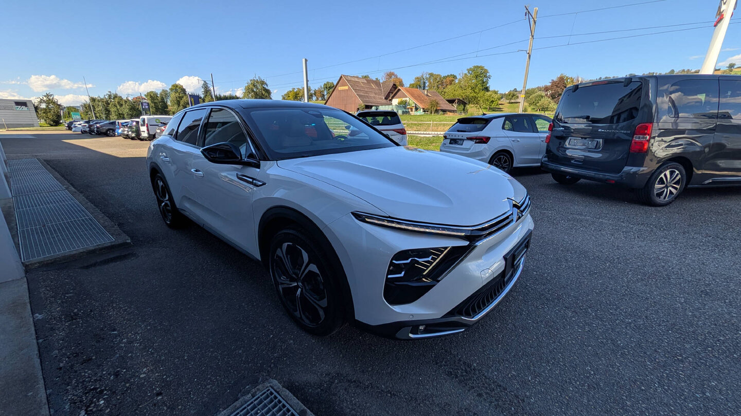 CITROEN C5 X 1.6 Plug-in Hybrid Shine Pack, Plug-in-Hybrid Benzin/Elektro, Occasion / Gebraucht, Automatik - 2