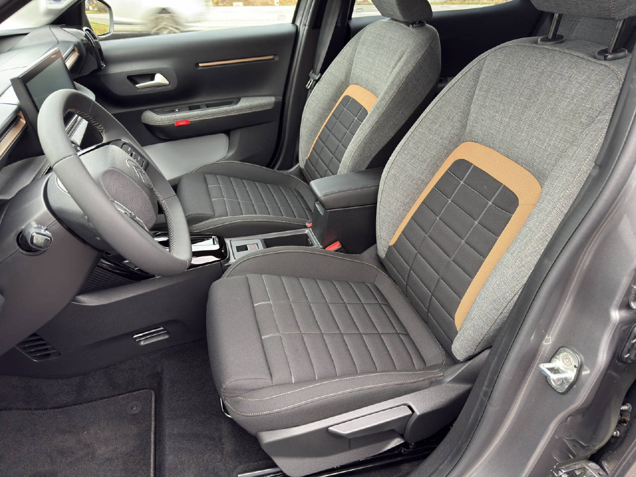 CITROEN e-C3 Aircross Plus, Elettrica, Auto dimostrativa, Automatico - 5