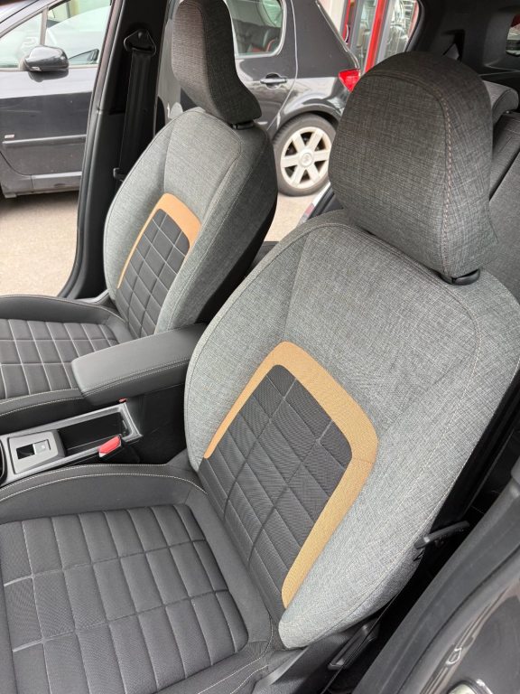 CITROEN E-C3 AIRCROSS Plus, Elektro, Vorführwagen, Automatik - 5