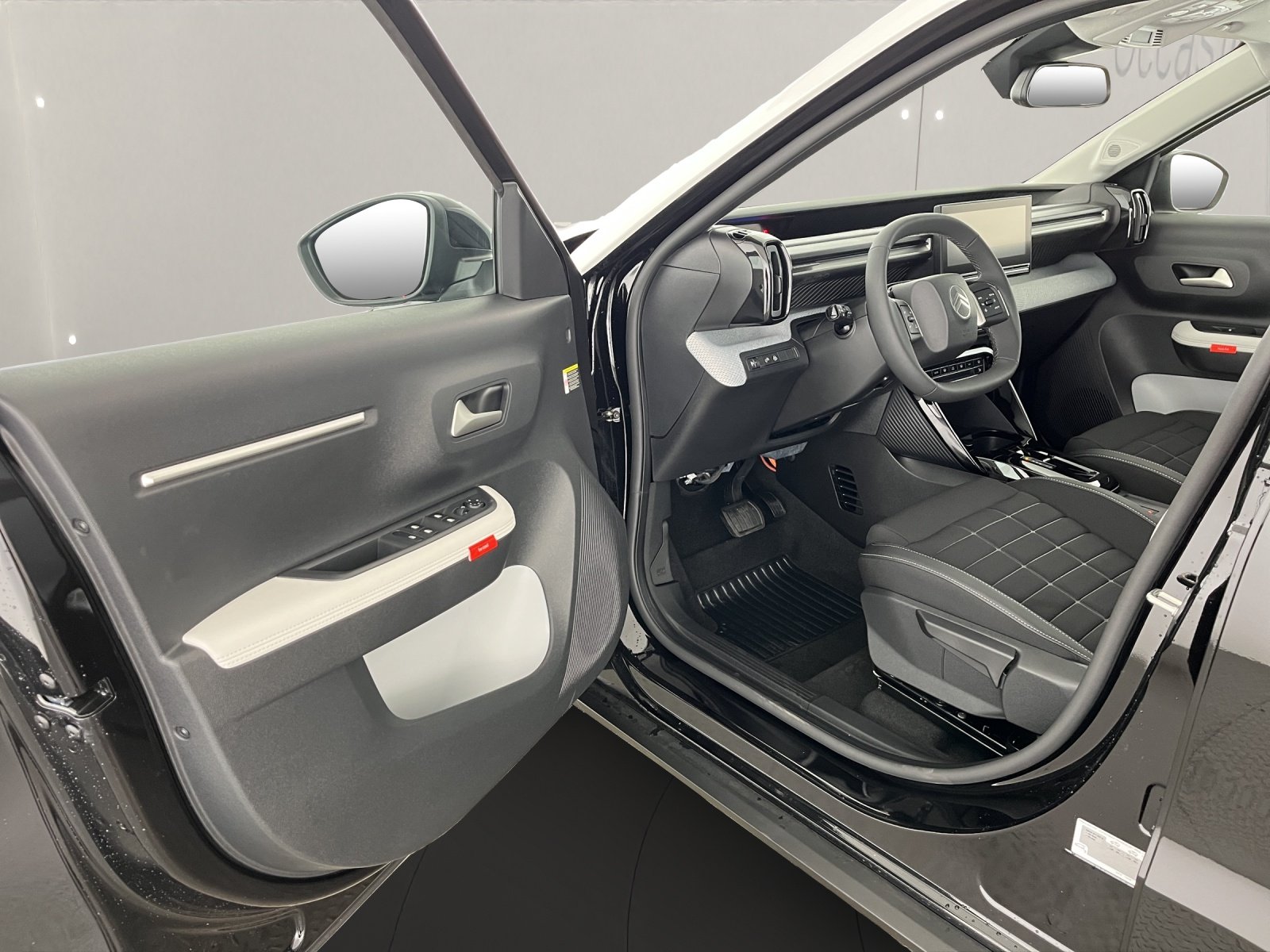 CITROEN e-C3 long range Max, Electric, New car, Automatic - 7