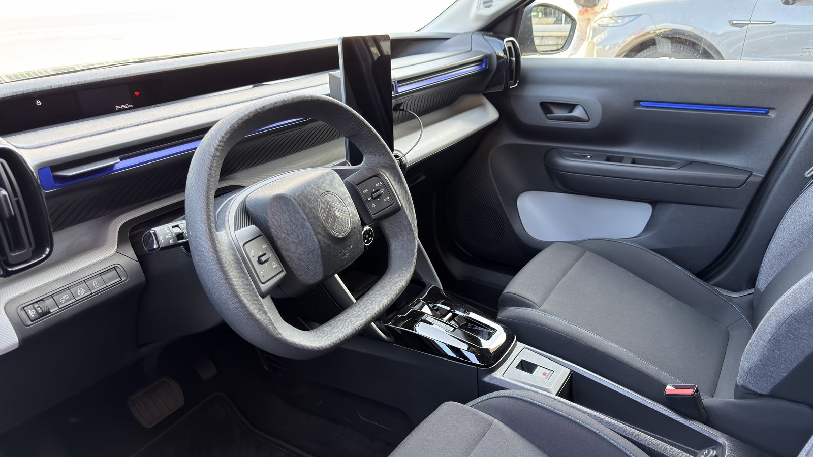 CITROEN e-C3 You, Electric, Ex-demonstrator, Automatic - 3