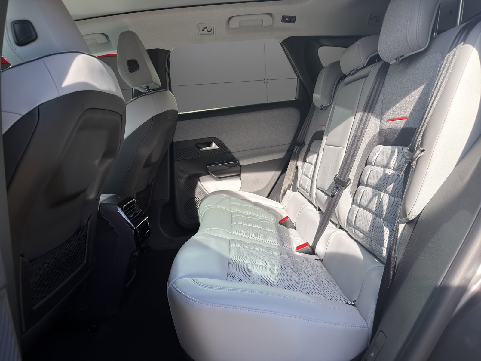 CITROEN E-C5 Aircross 73 kWh Max, Elektro, Neuwagen, Automat - 7