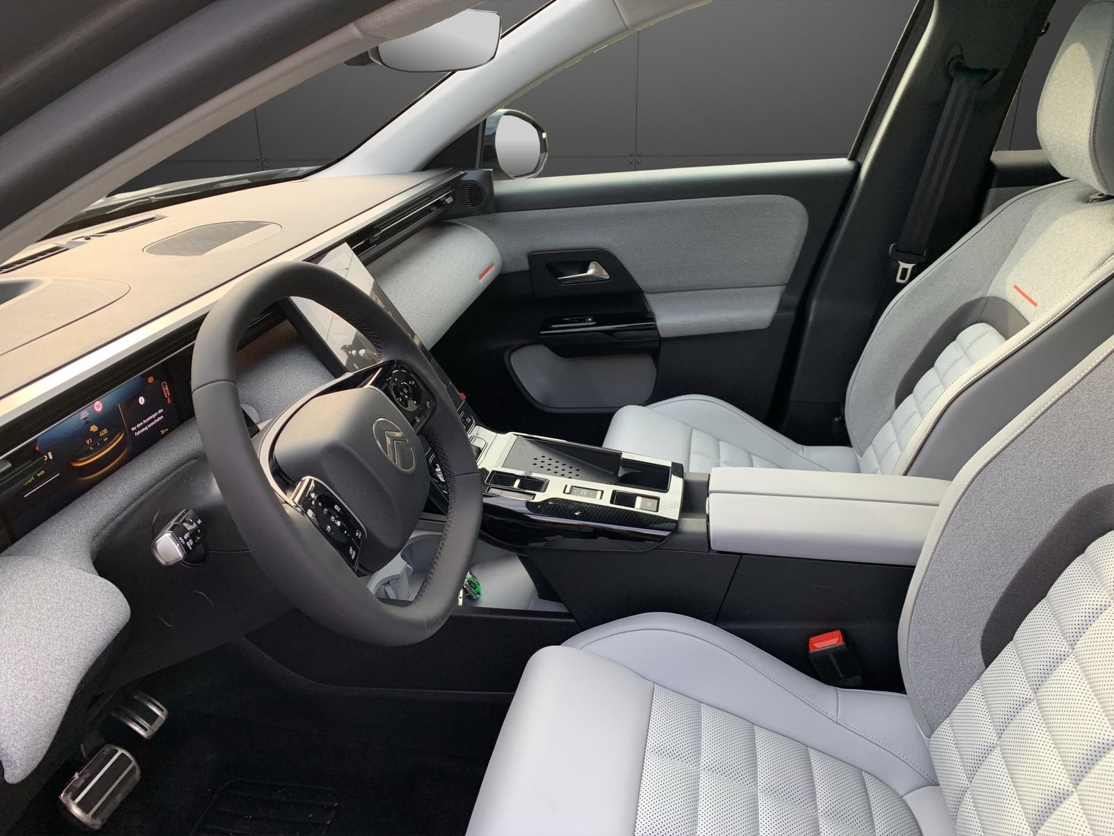 CITROEN e-C5 Aircross Max, Neuwagen, Automatik - 3